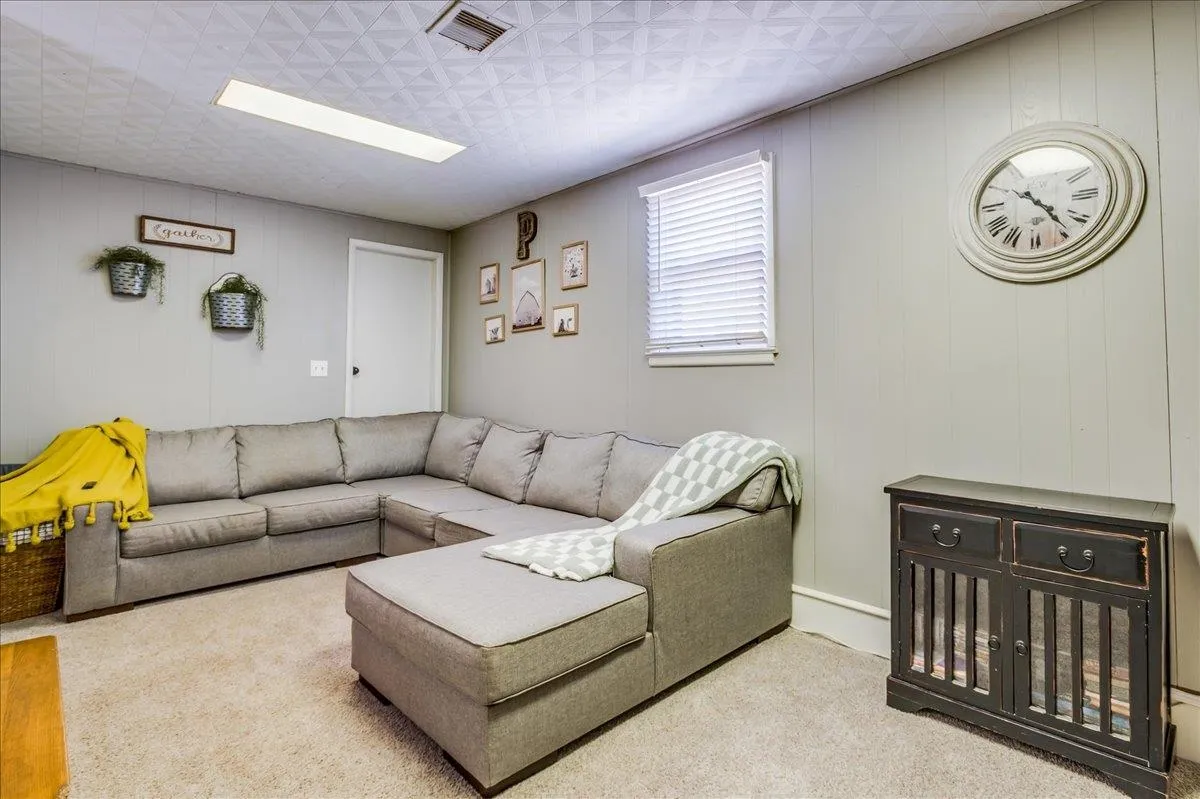 Derby, Kansas 67037, United States, 3 Bedrooms Bedrooms, ,1 BathroomBathrooms,Residential,Active,93297