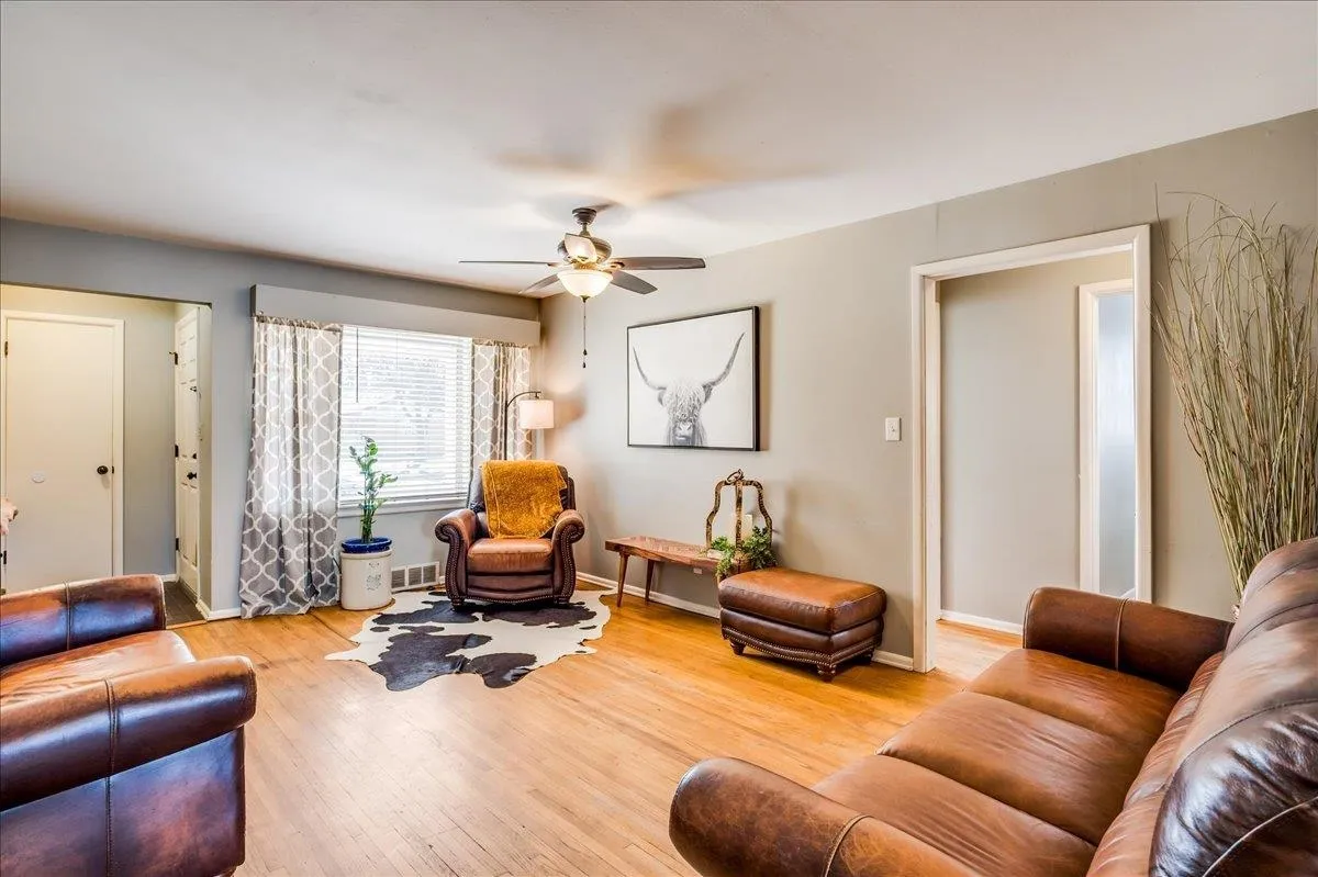 Derby, Kansas 67037, United States, 3 Bedrooms Bedrooms, ,1 BathroomBathrooms,Residential,Active,93297