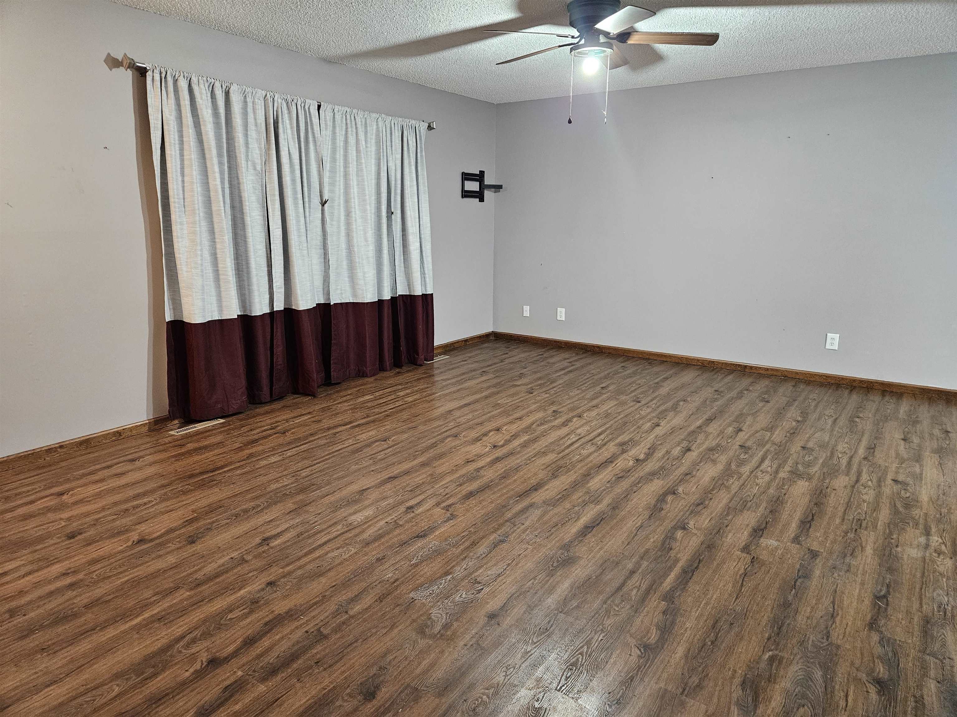 310 N Poplar St, Solomon, Kansas image 3
