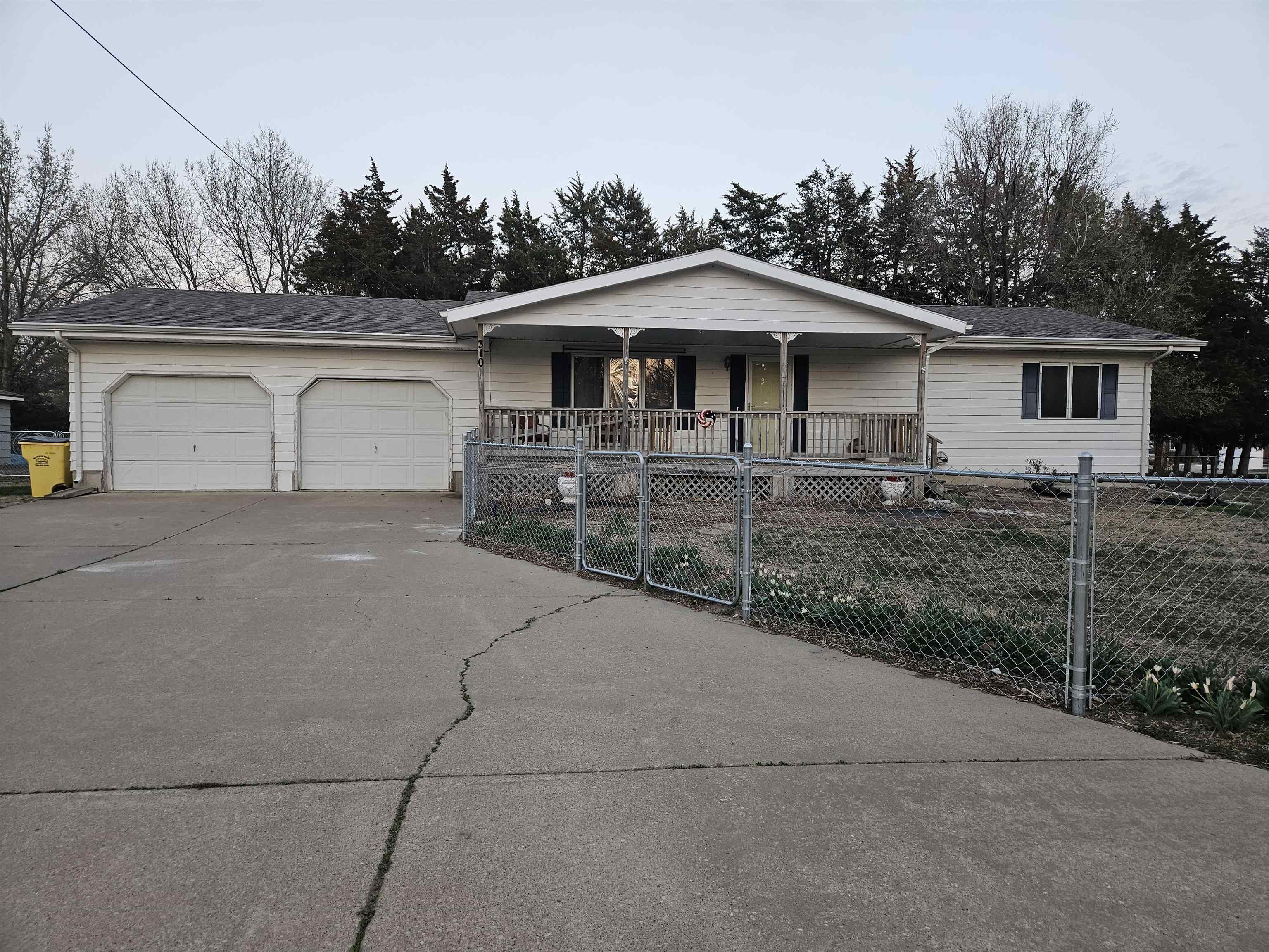 310 N Poplar St, Solomon, Kansas image 1