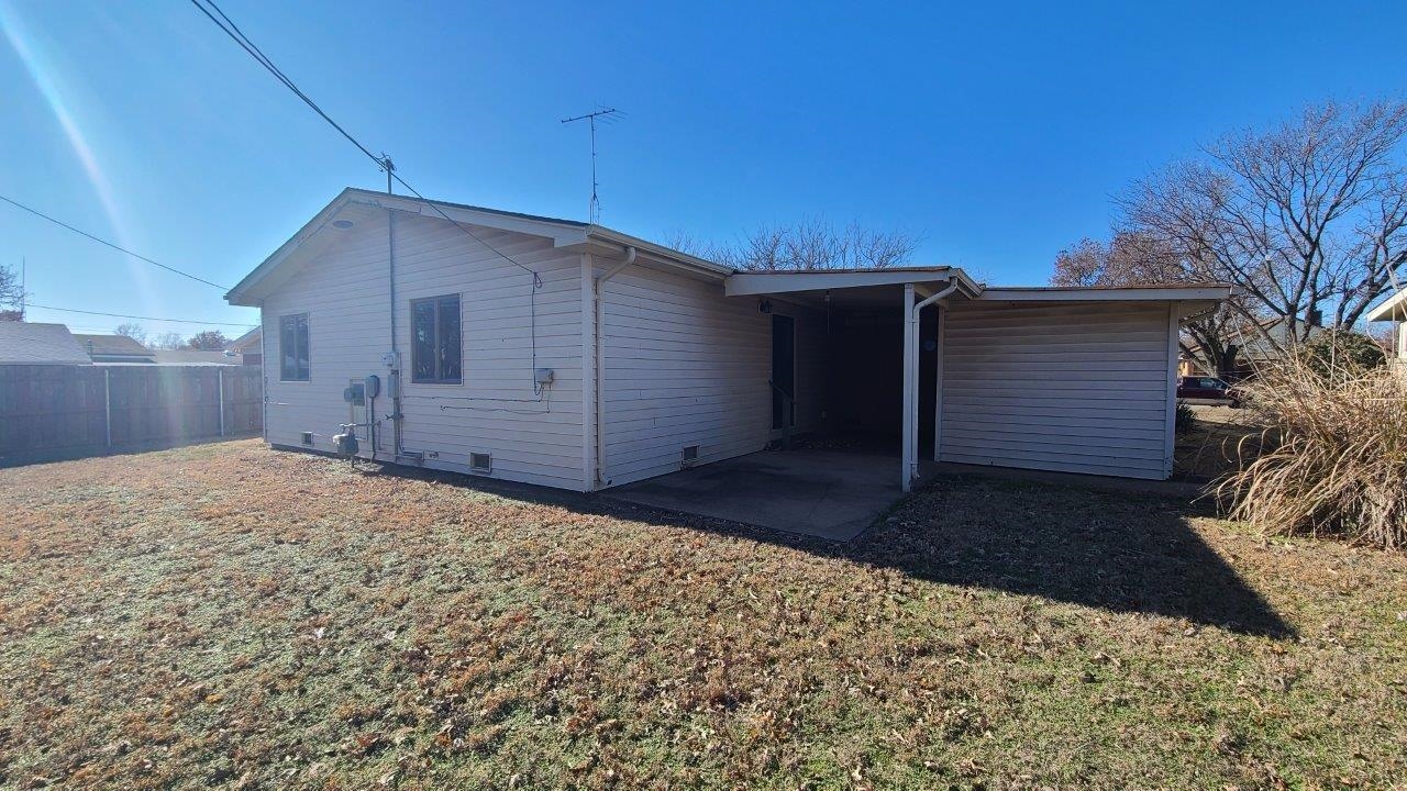 609 Delrose St, Wellington, Kansas image 26