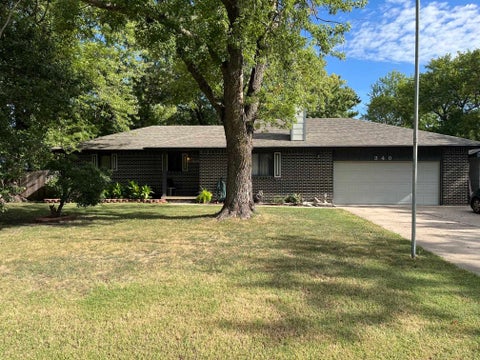 Homes For Sale - 340 E Waller St<br/> Butler County, Rose Hill, KS 67133