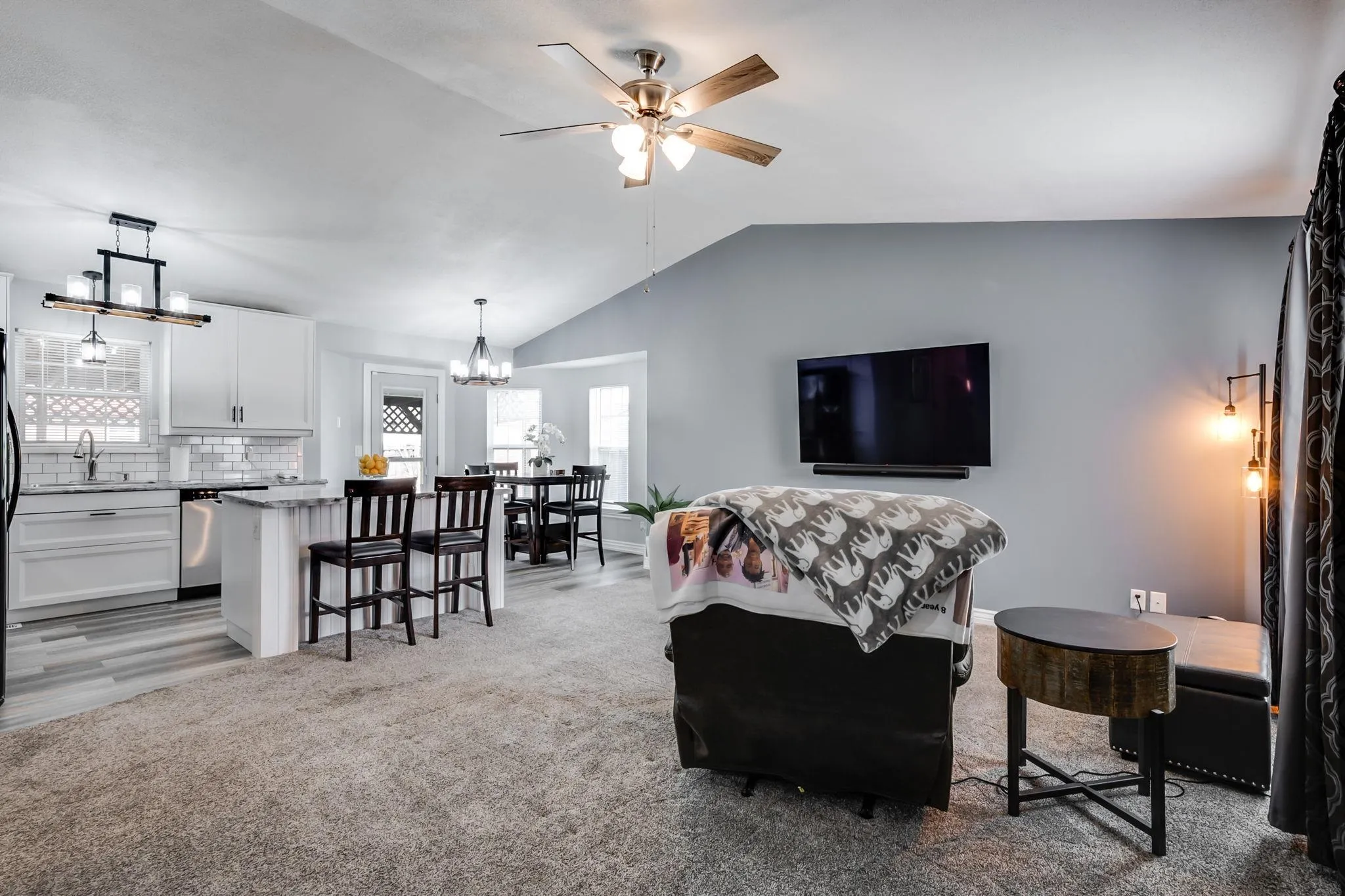 Wichita, Kansas 67217, United States, 3 Bedrooms Bedrooms, ,2 BathroomsBathrooms,Residential,Active,256568