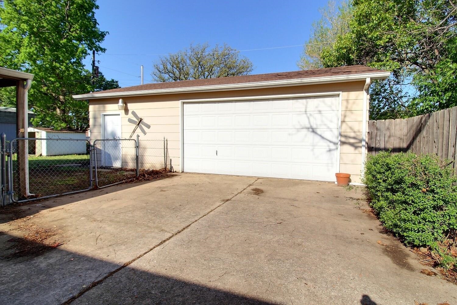 309 N Acadia St, Wichita, Kansas image 34