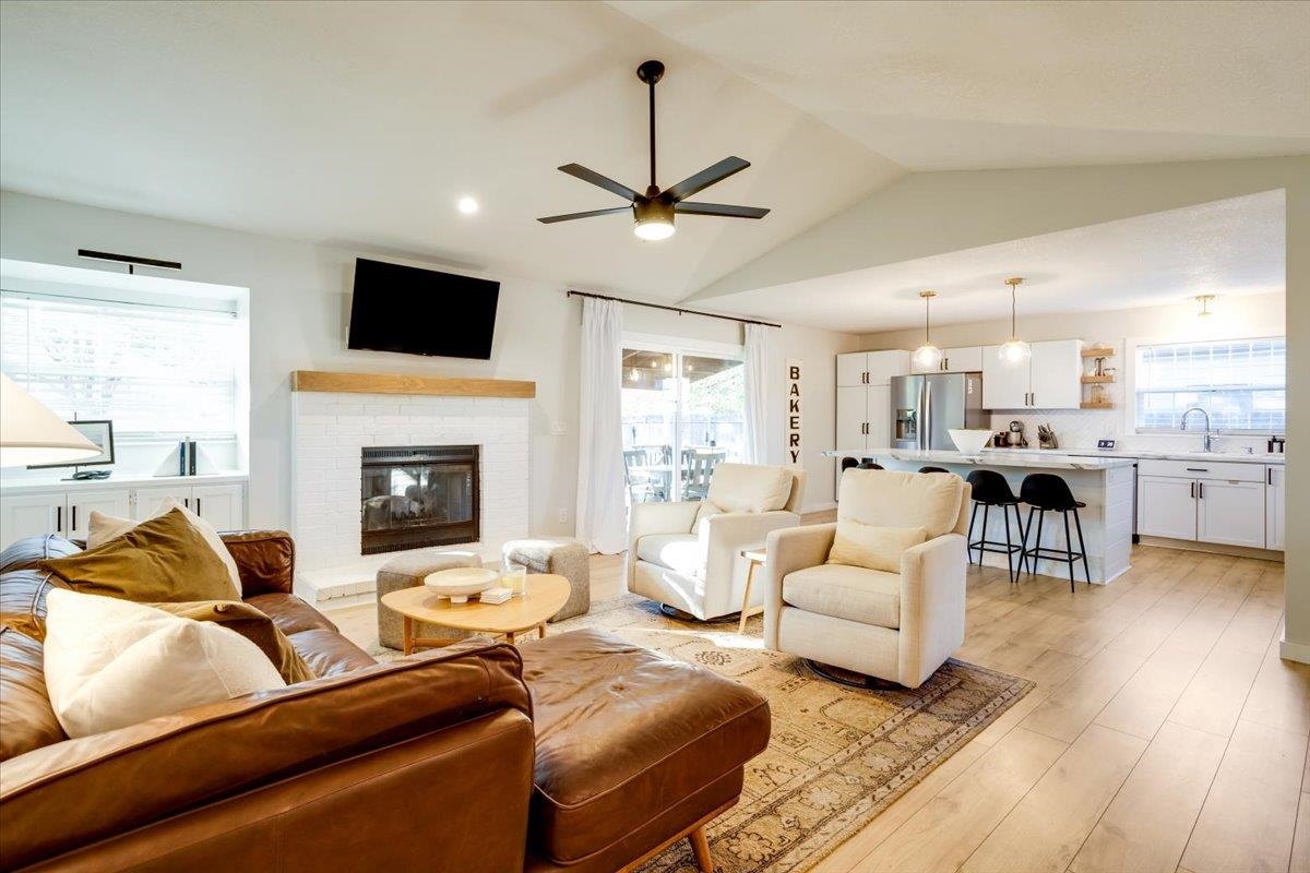 2115 N Murray Cir, Wichita, Kansas image 4