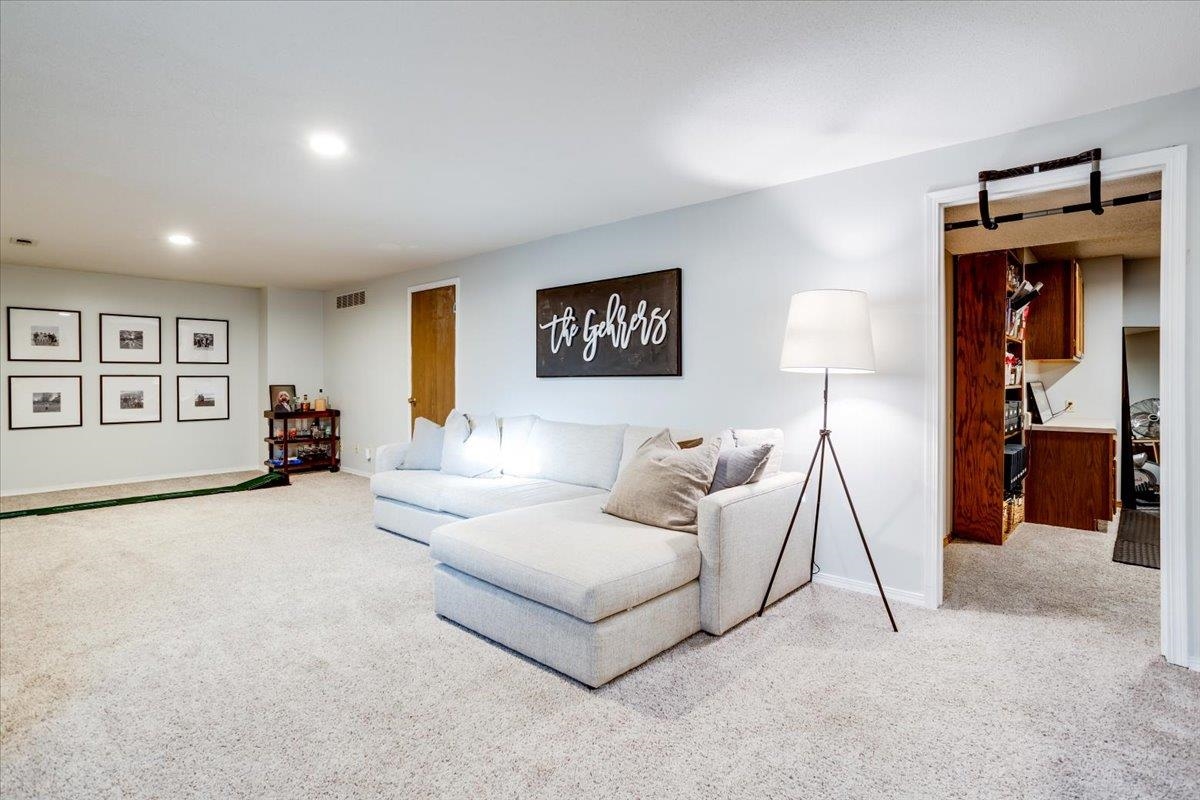 2115 N Murray Cir, Wichita, Kansas image 22