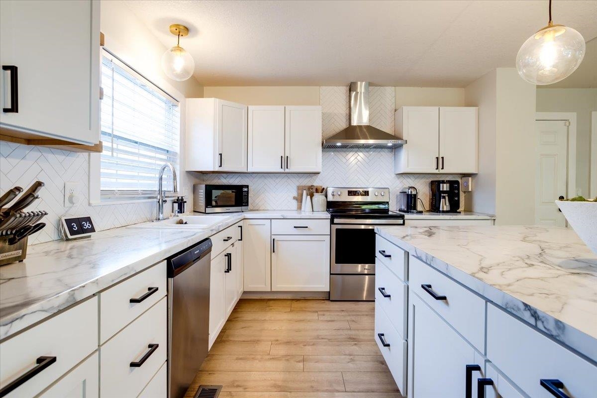 2115 N Murray Cir, Wichita, Kansas image 13