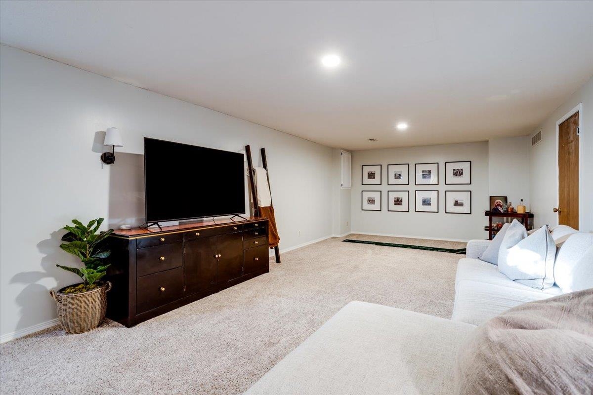 2115 N Murray Cir, Wichita, Kansas image 21