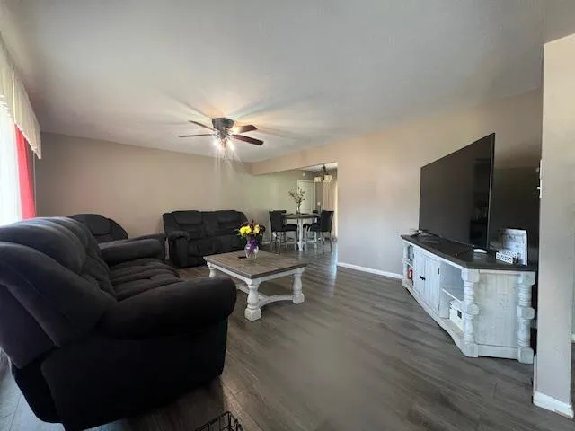 Winfield, Kansas 67156, United States, 3 Bedrooms Bedrooms, ,2 BathroomsBathrooms,Residential,Active,143807