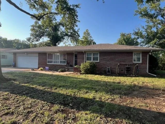 Winfield, Kansas 67156, United States, 3 Bedrooms Bedrooms, ,2 BathroomsBathrooms,Residential,Active,143807