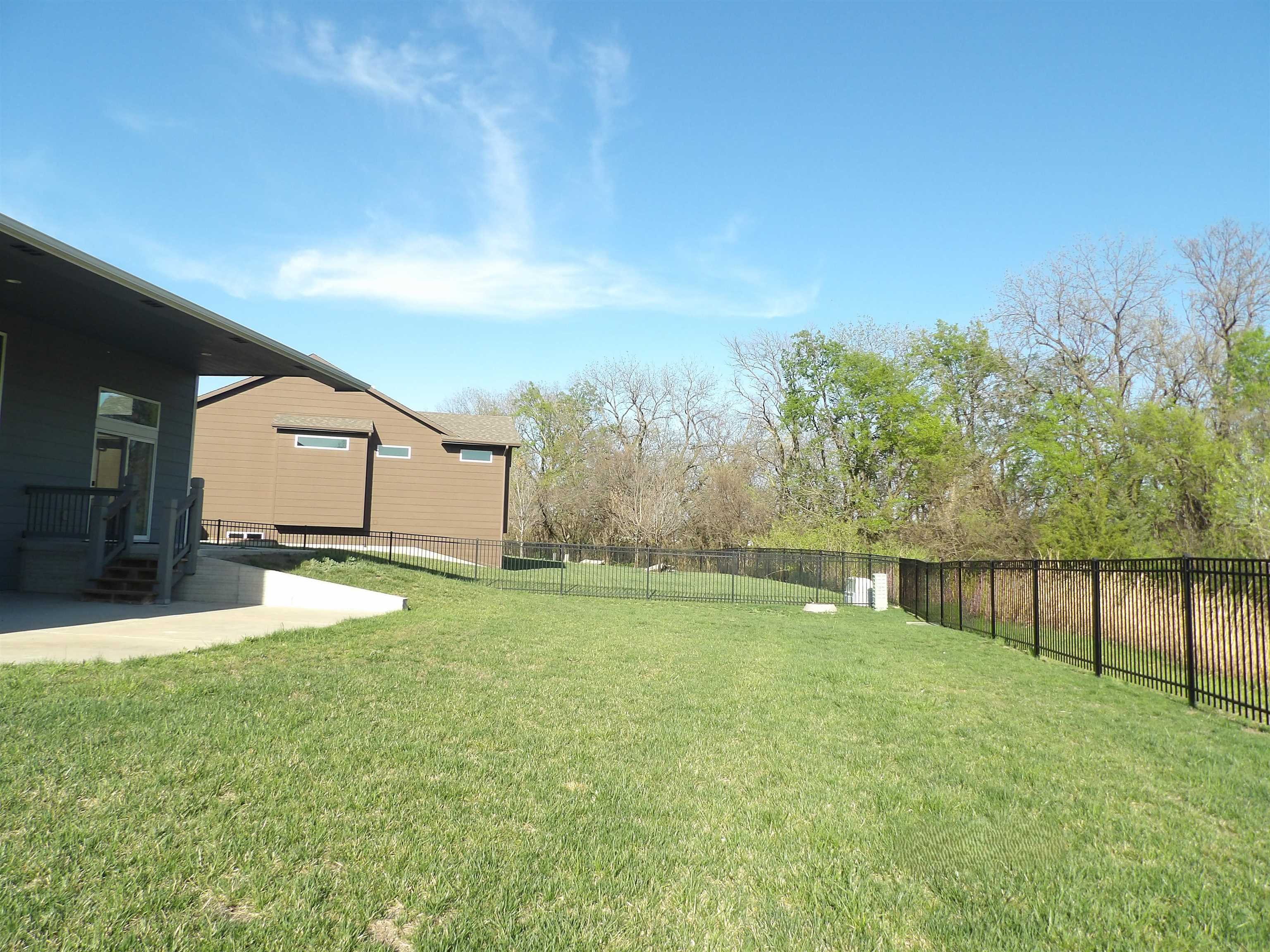 2829 E Mantane Circle, Wichita, Kansas image 4