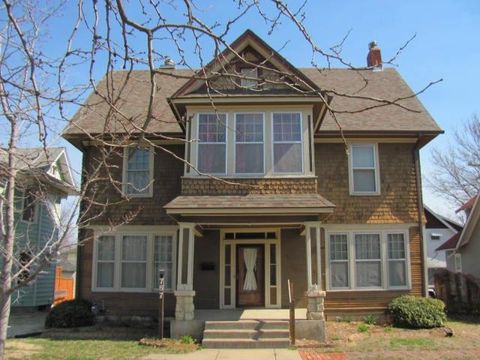 Homes For Sale - 757 S Santa Fe Ave<br/> Salina, KS 67401