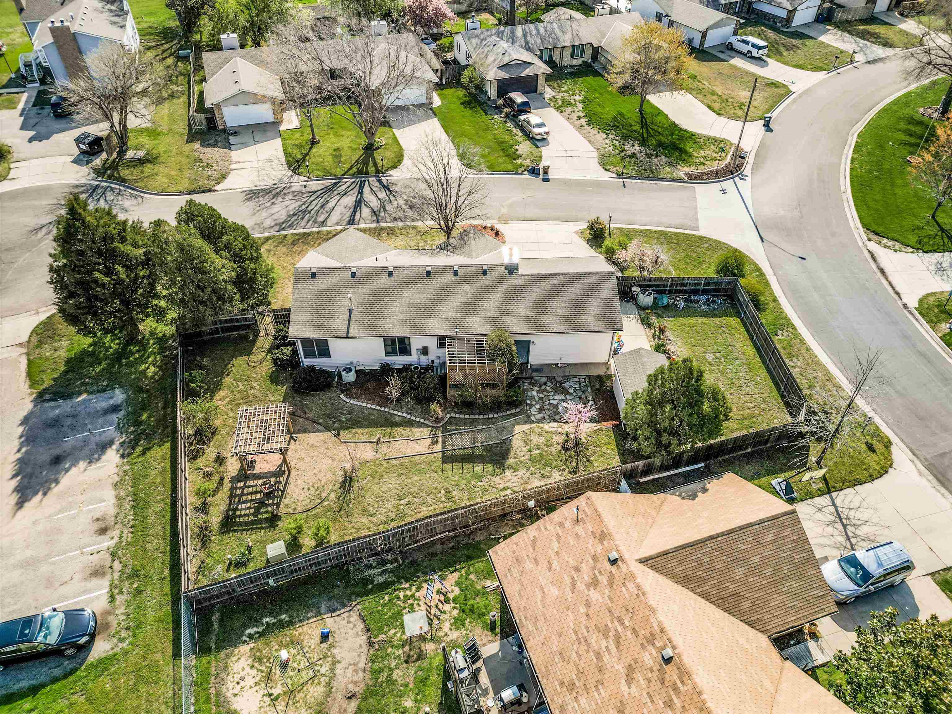 3945 N Garland Cir, Wichita, Kansas image 33