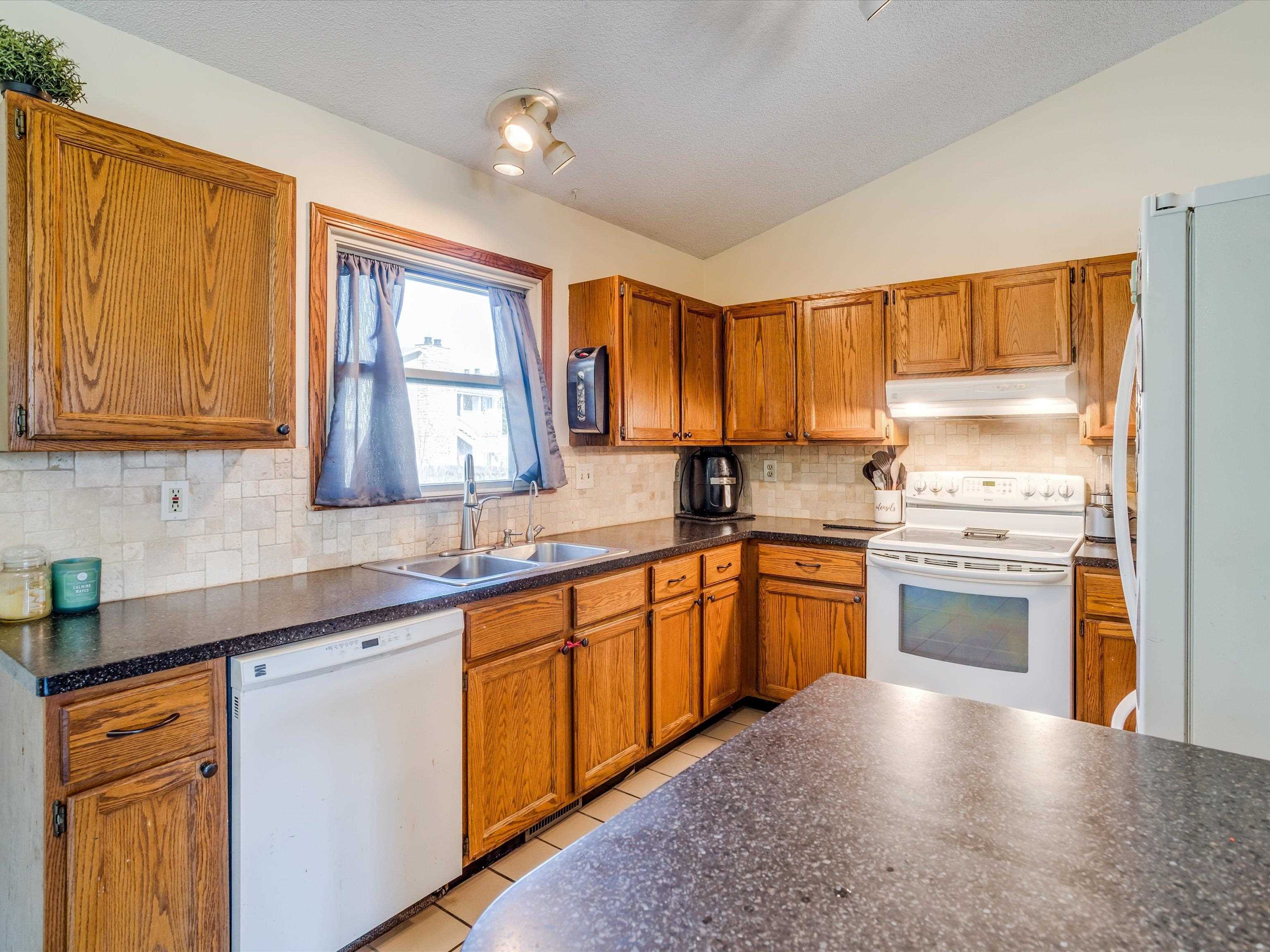 3945 N Garland Cir, Wichita, Kansas image 9