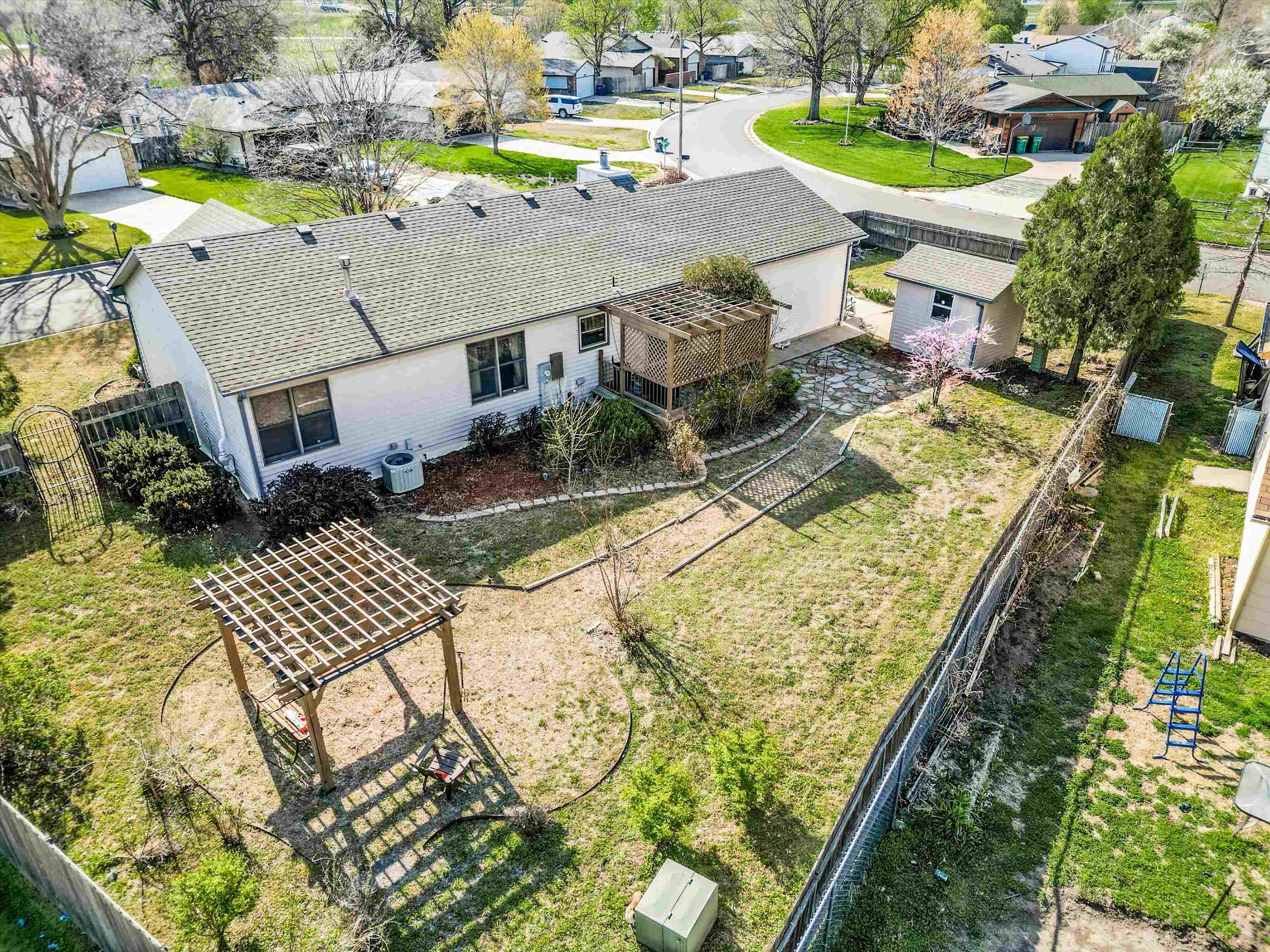 3945 N Garland Cir, Wichita, Kansas image 34