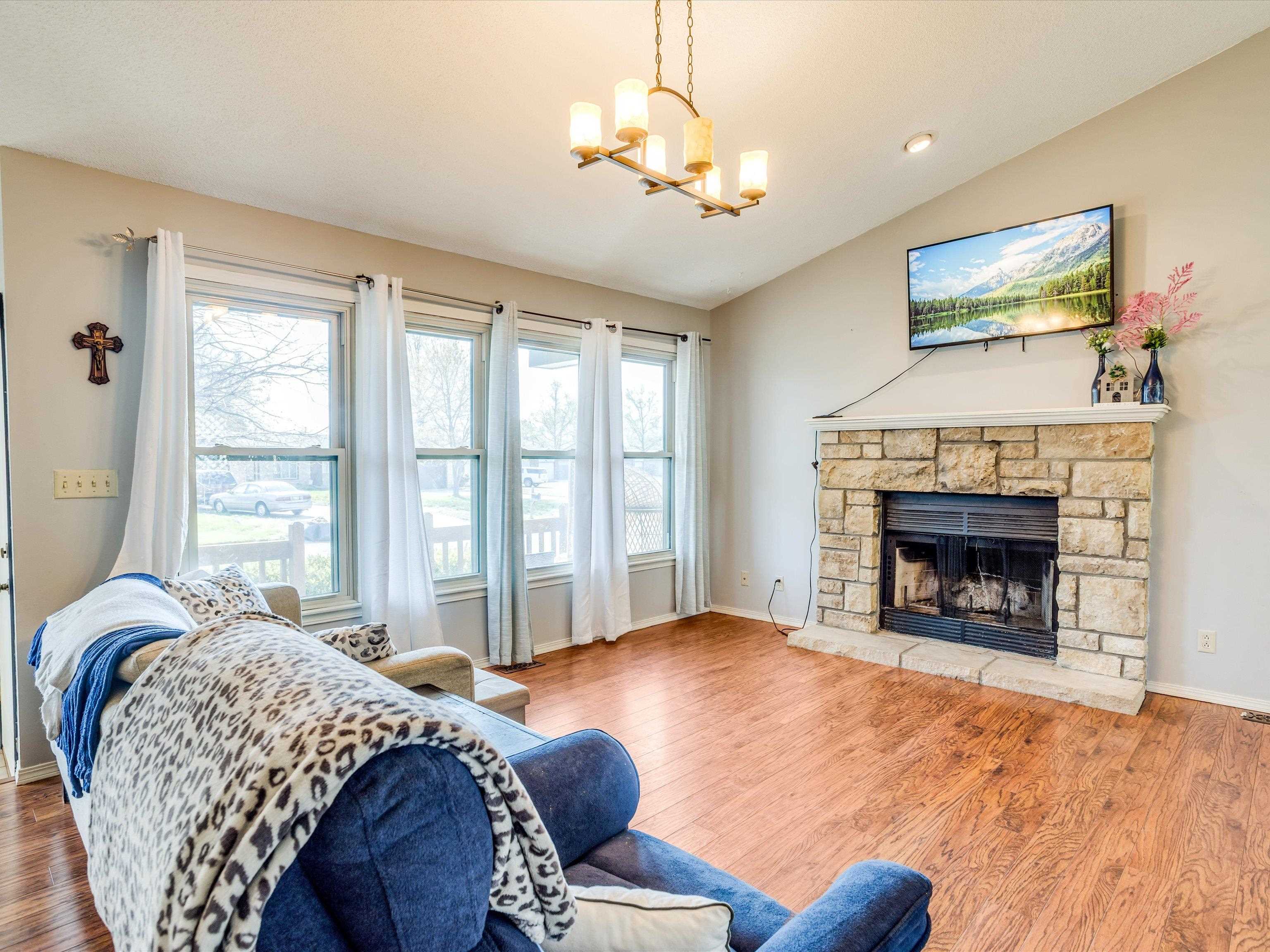 3945 N Garland Cir, Wichita, Kansas image 5