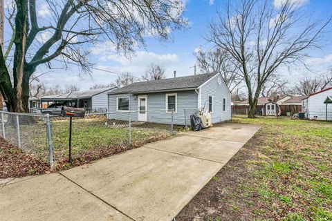 Homes For Sale - 4533 S Elmhurst St<br/> Sedgwick County, Wichita, KS 67216