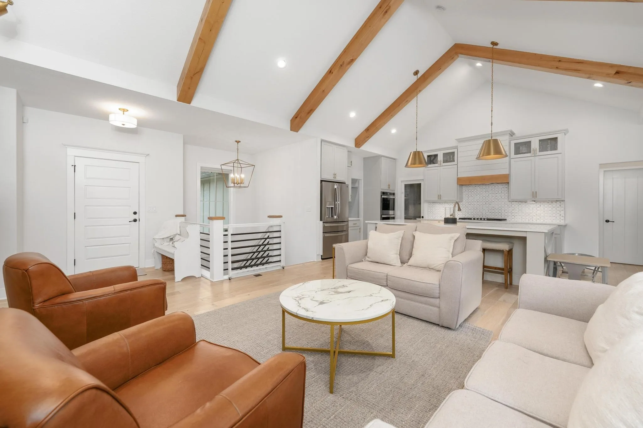 Andover, Kansas 67002, United States, 5 Bedrooms Bedrooms, ,5 BathroomsBathrooms,Residential,Active,225215