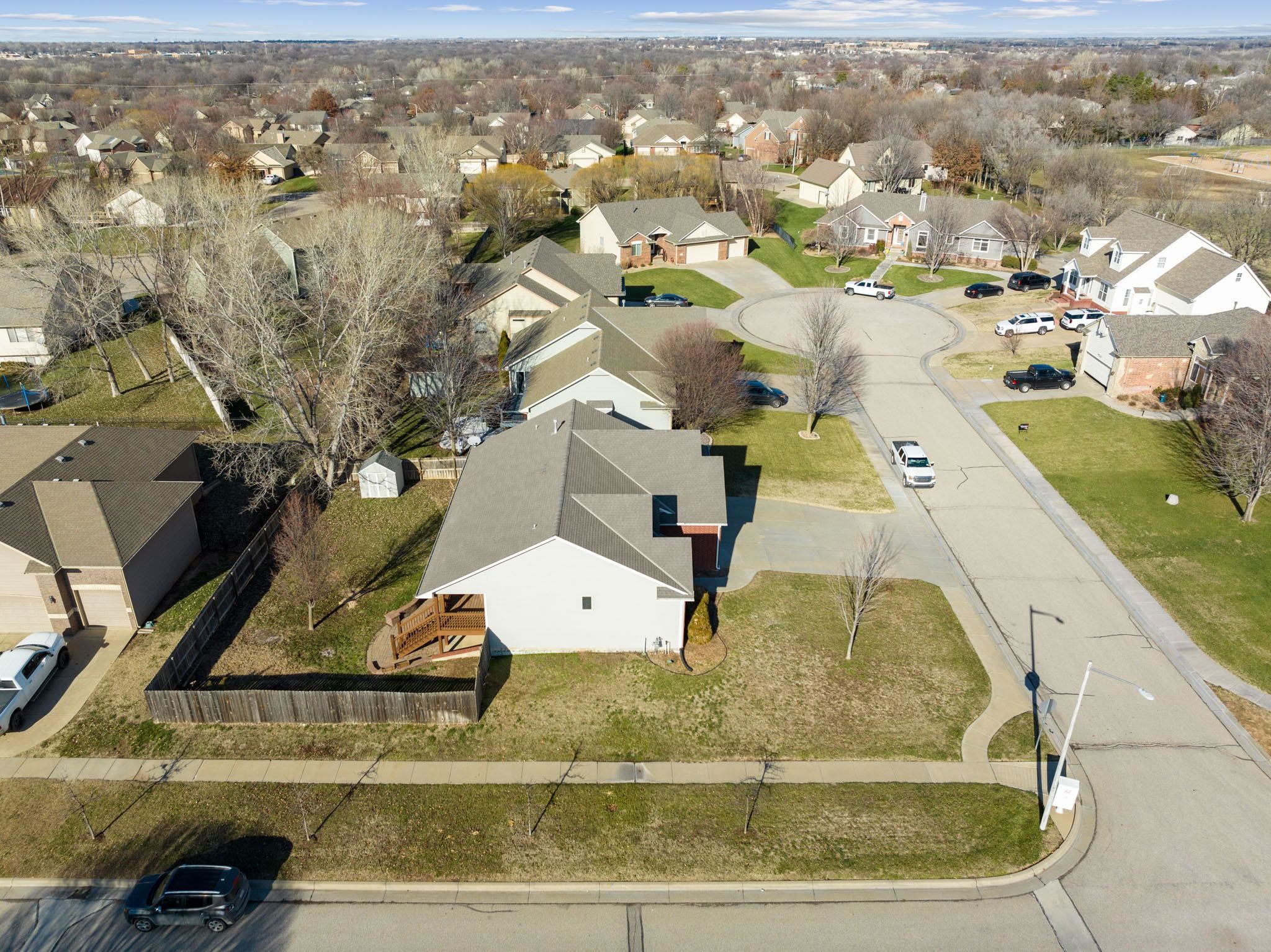 Derby, Kansas 67037, United States, 5 Bedrooms Bedrooms, ,3 BathroomsBathrooms,Residential,Pending,67624