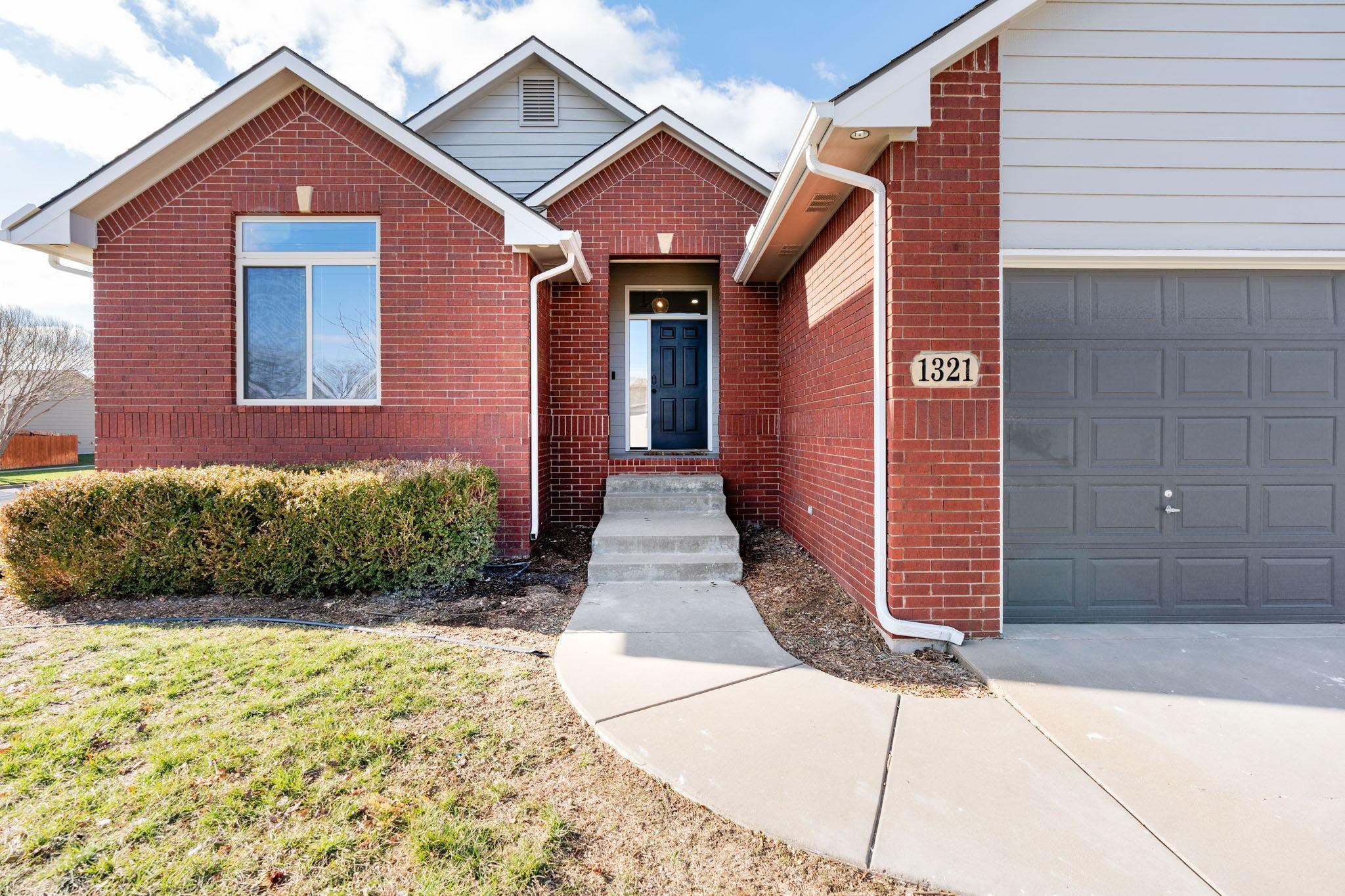 Derby, Kansas 67037, United States, 5 Bedrooms Bedrooms, ,3 BathroomsBathrooms,Residential,Pending,67624