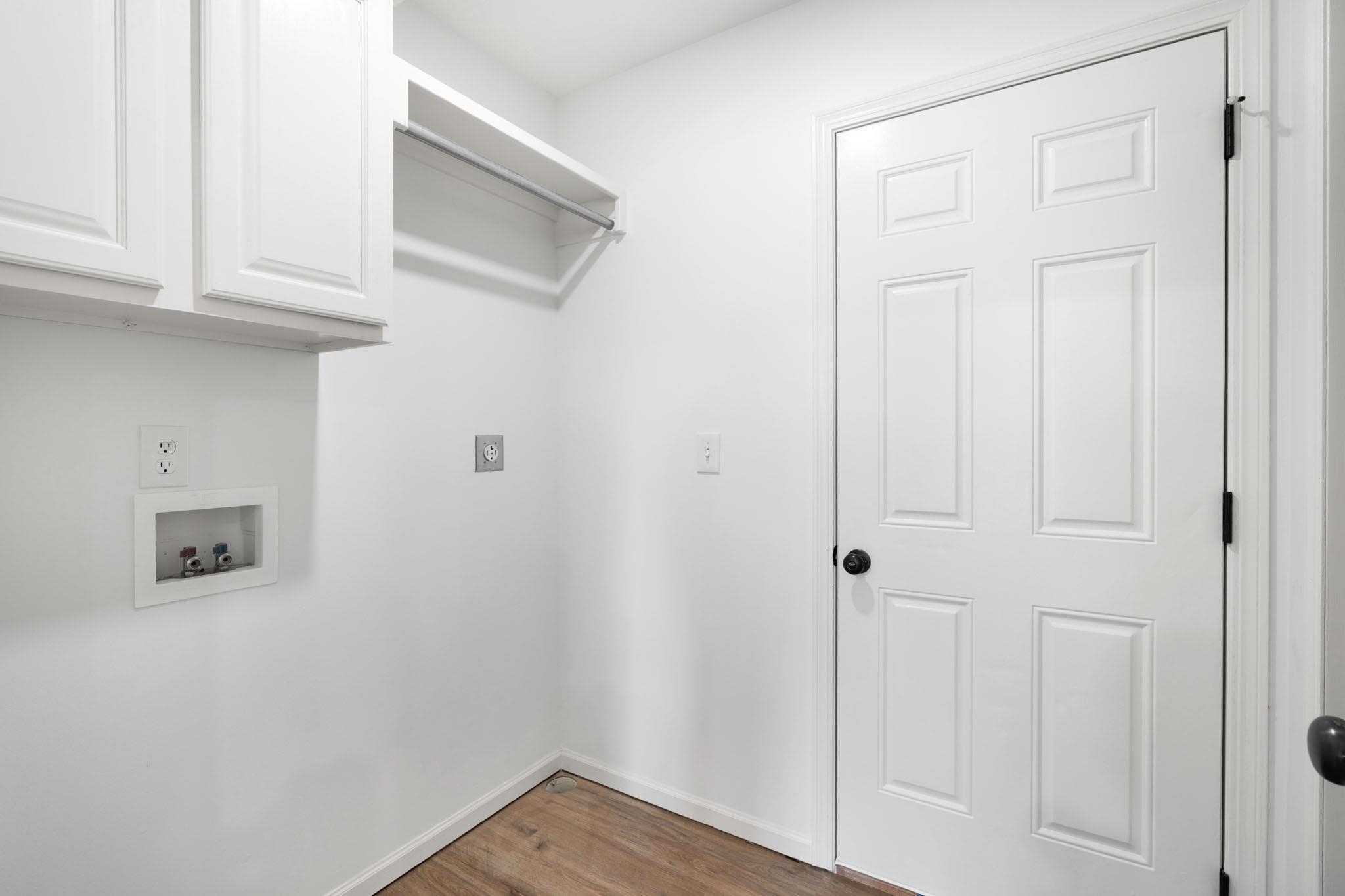 Derby, Kansas 67037, United States, 5 Bedrooms Bedrooms, ,3 BathroomsBathrooms,Residential,Pending,67624