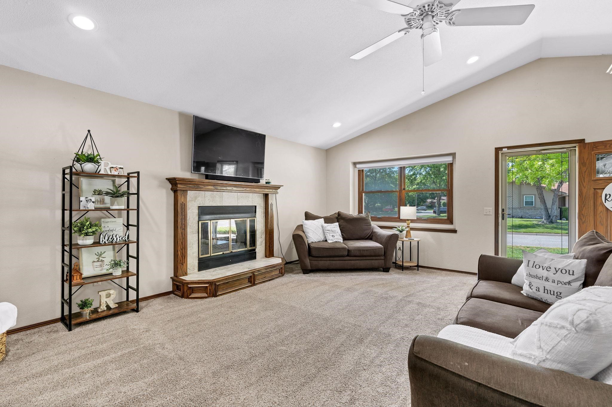 535 N Covington Court, Wichita, Kansas image 9