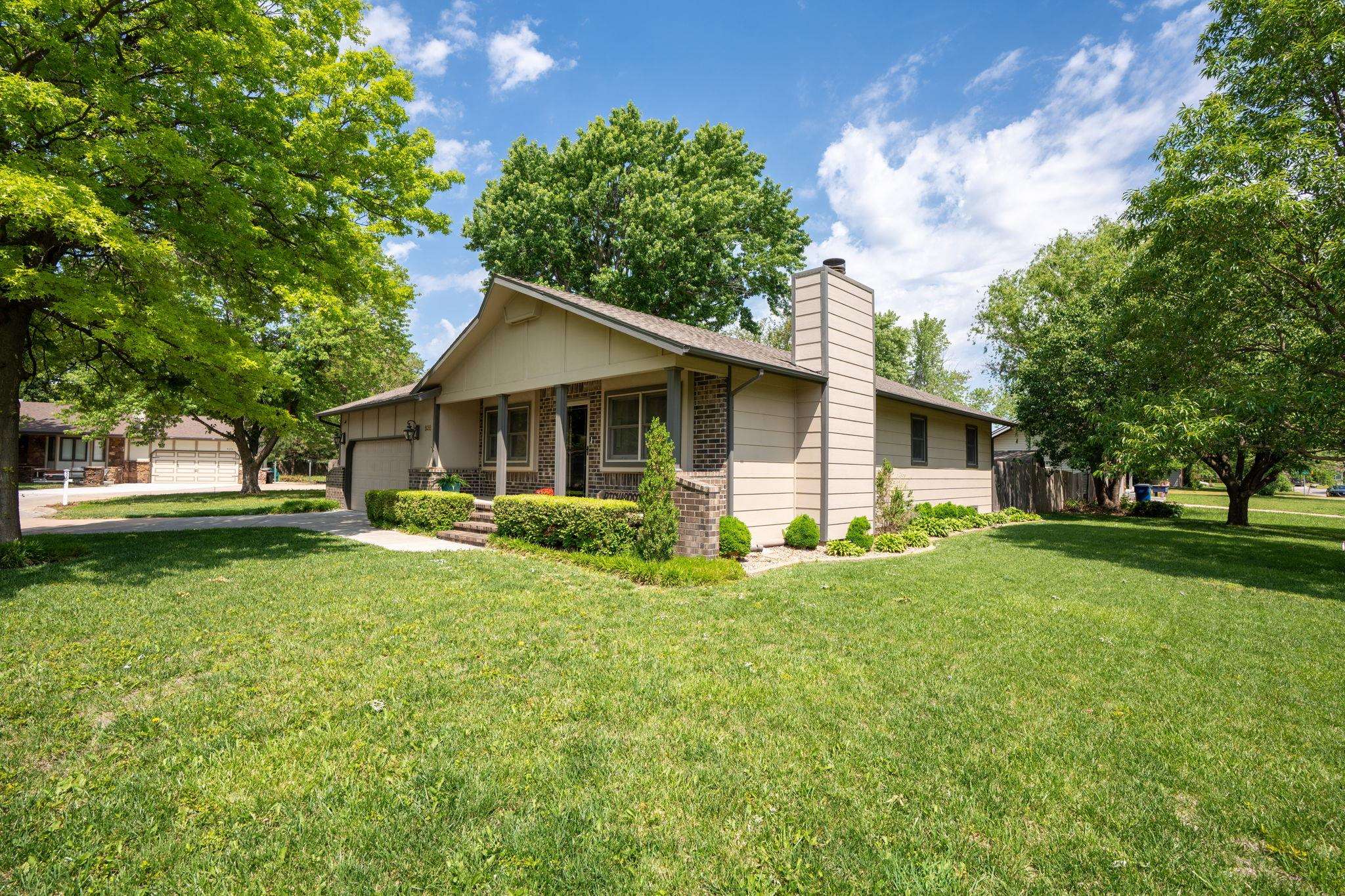 535 N Covington Court, Wichita, Kansas image 4