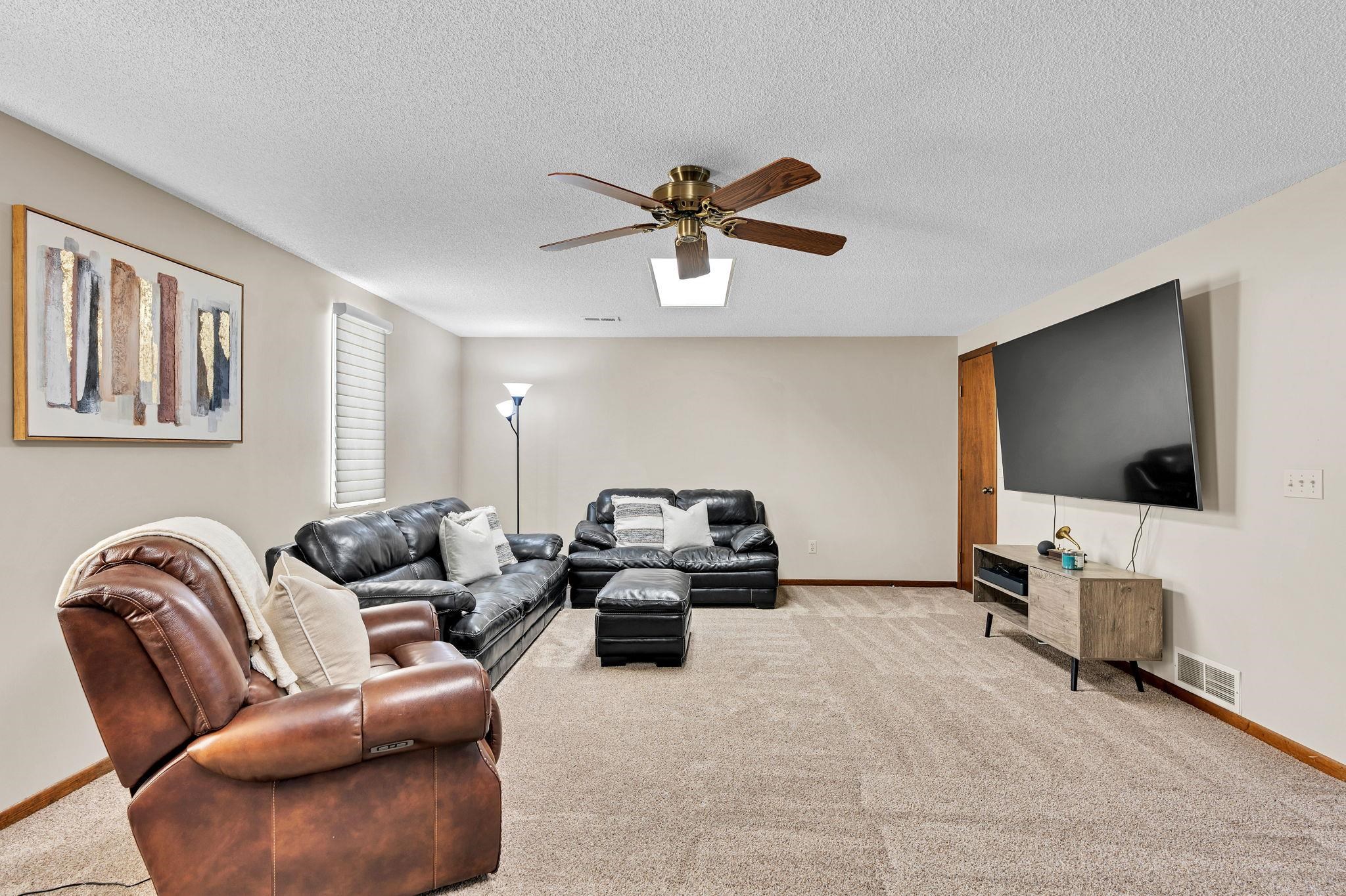 535 N Covington Court, Wichita, Kansas image 24