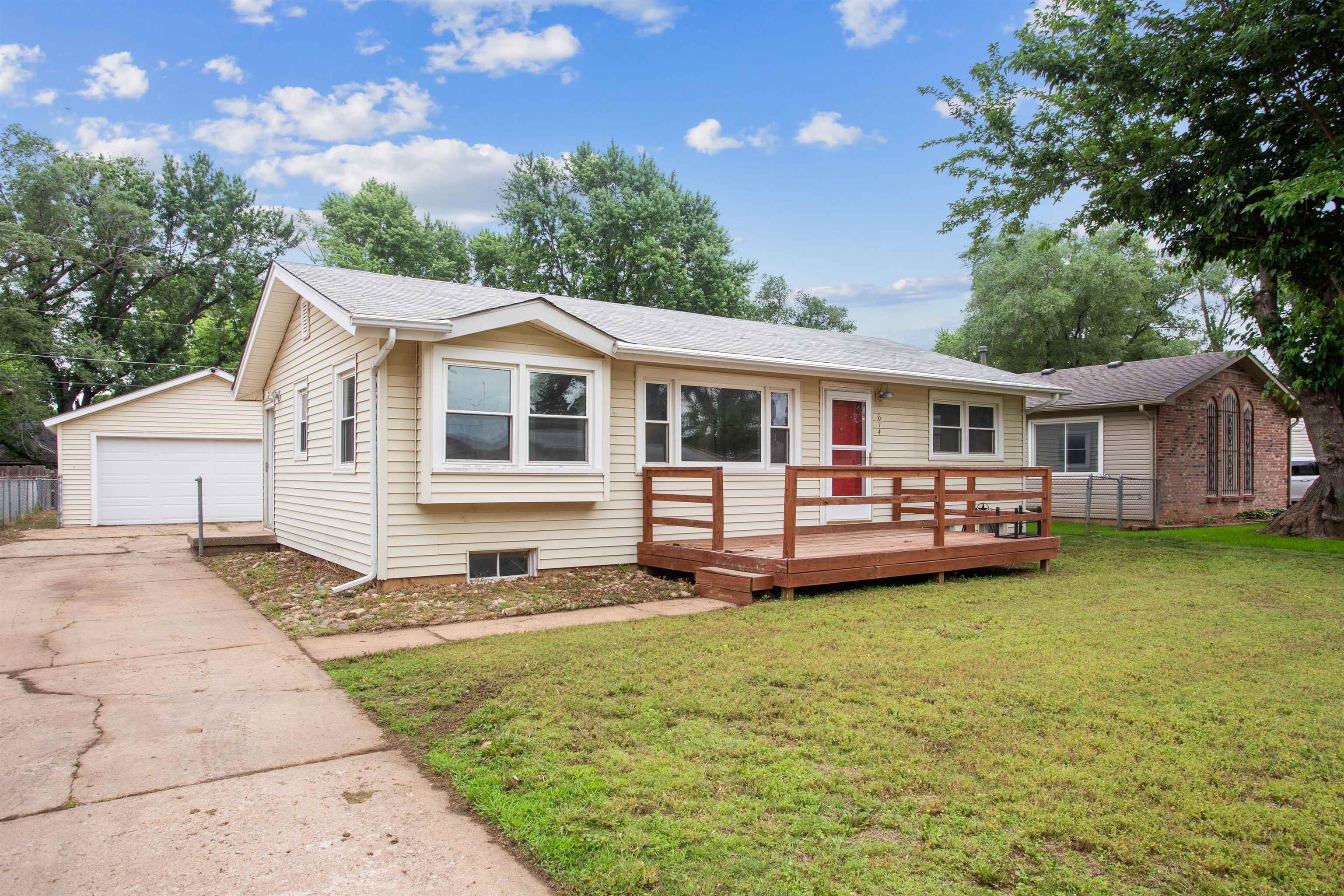 614 W 7th, Haysville, Kansas image 2