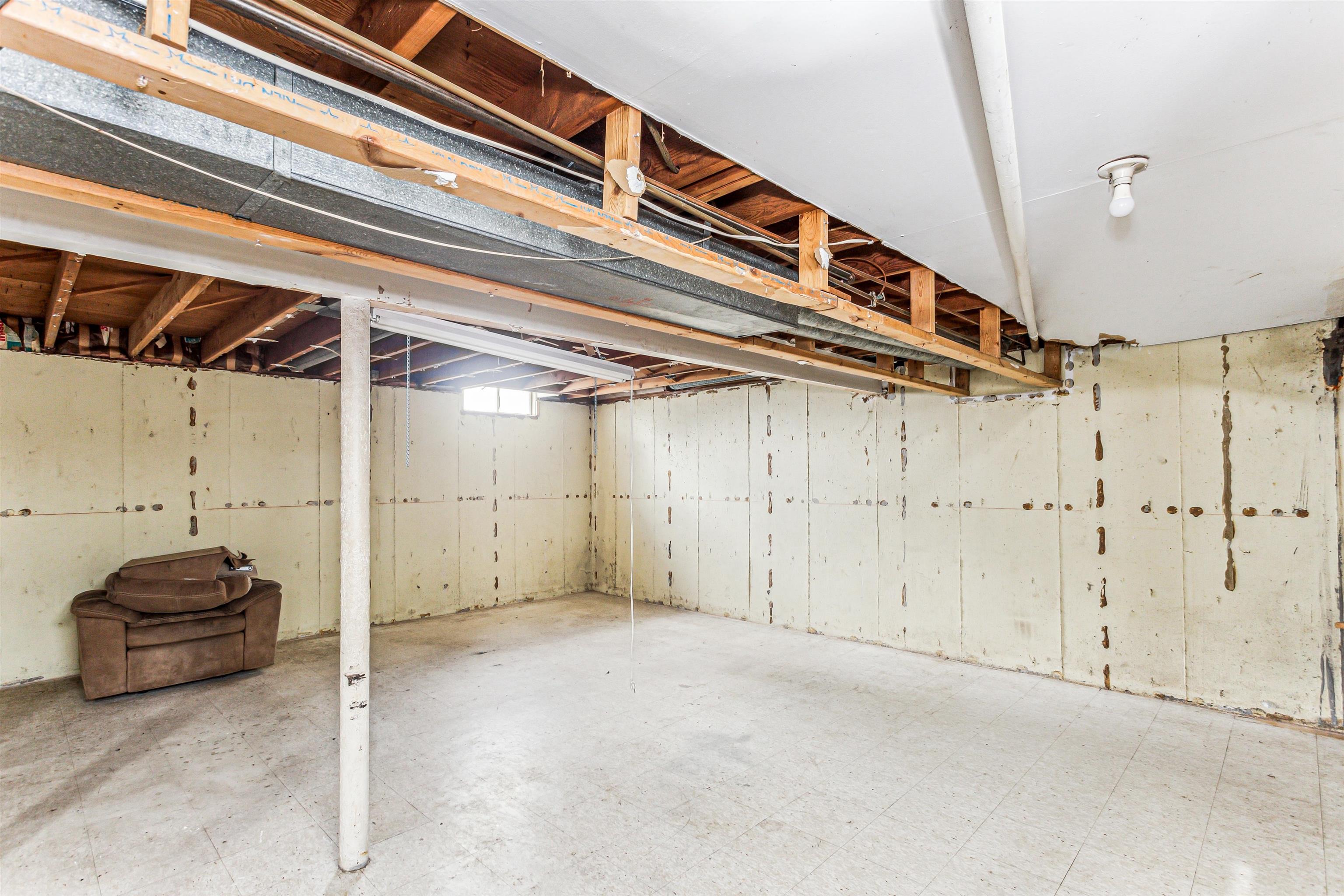 614 W 7th, Haysville, Kansas image 21