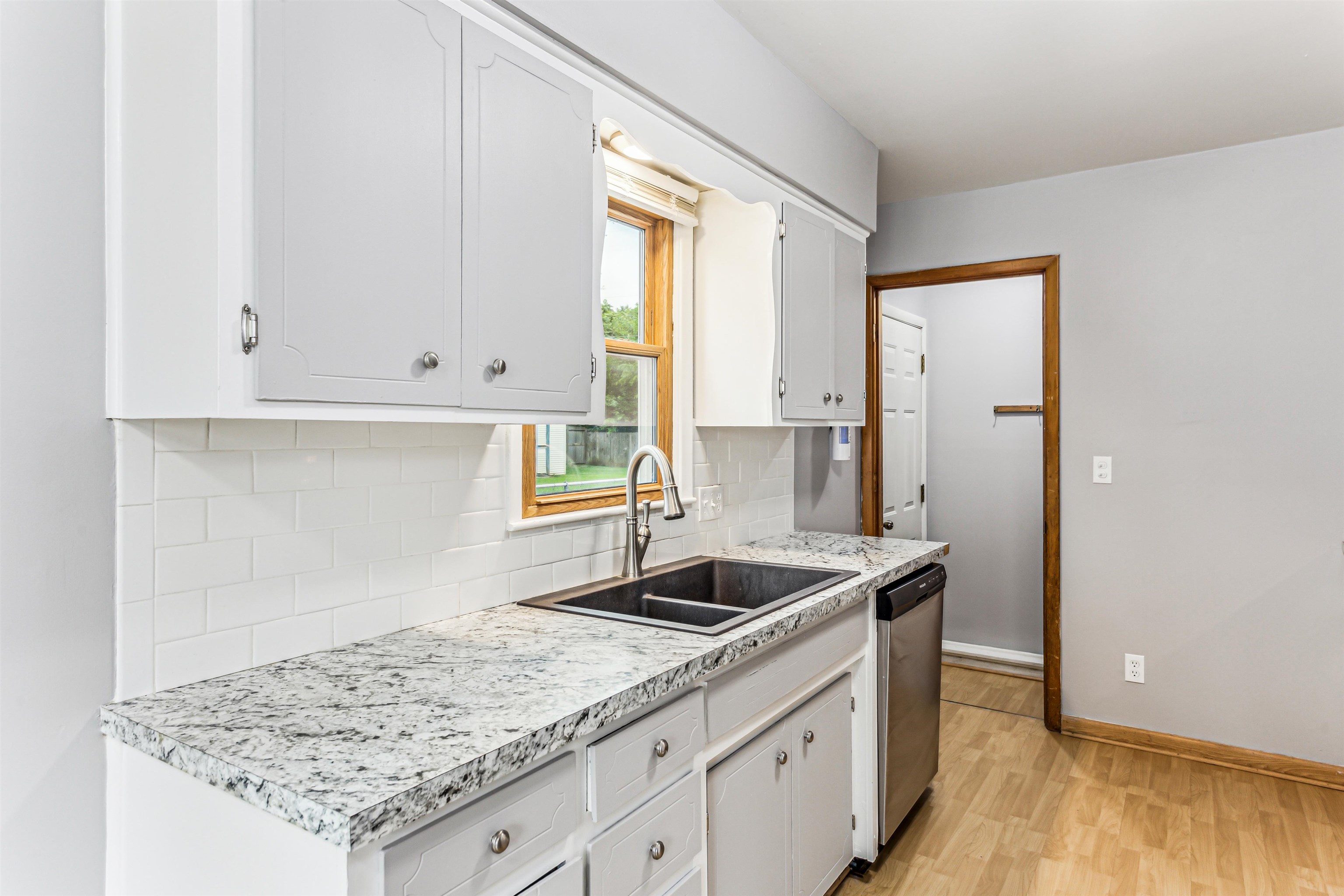 614 W 7th, Haysville, Kansas image 10