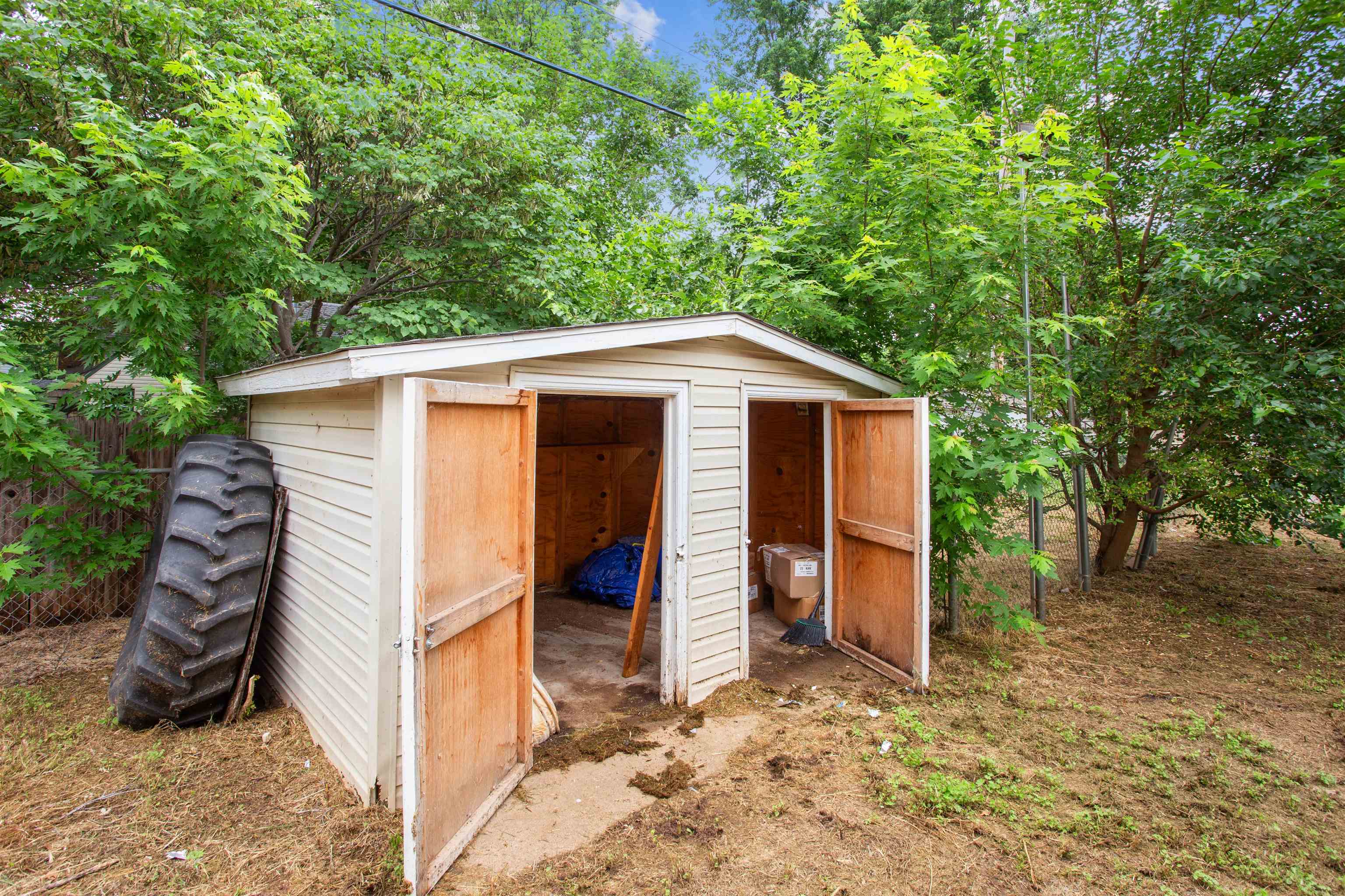 614 W 7th, Haysville, Kansas image 29