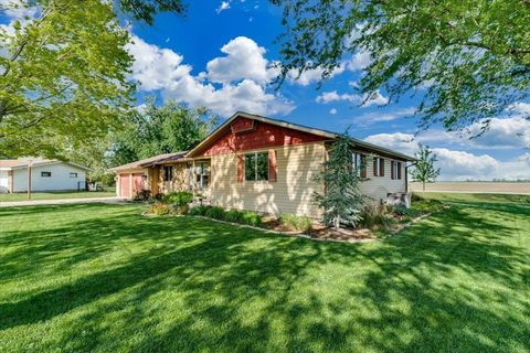 Homes For Sale - 10 N Stadium<br/> Reno County, Haven, KS 67543