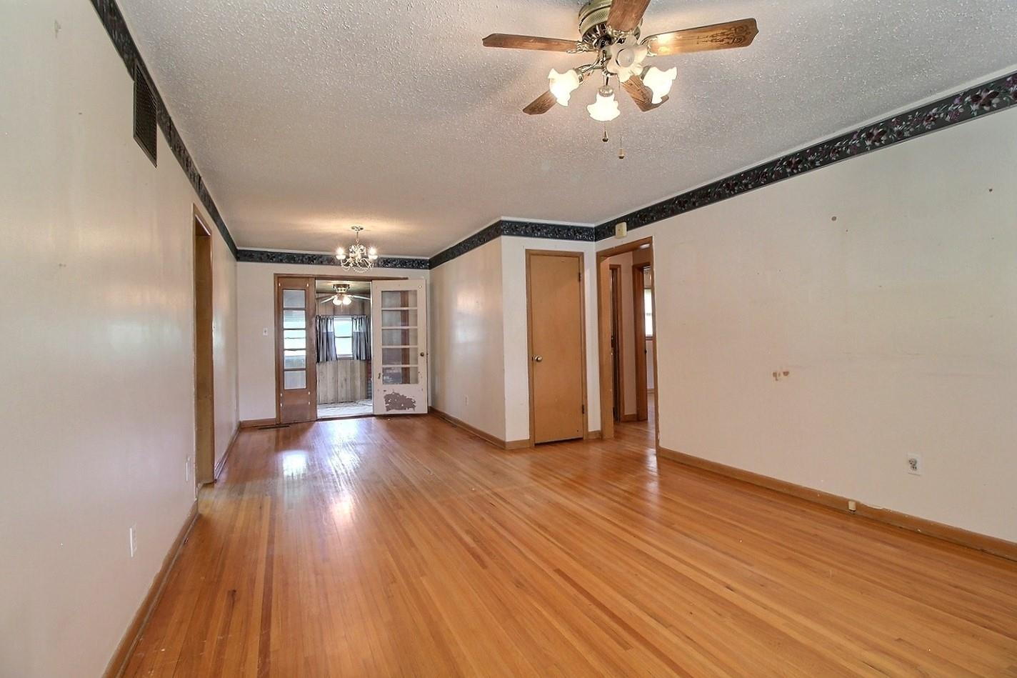 354 S Derby Ave, Derby, Kansas image 4