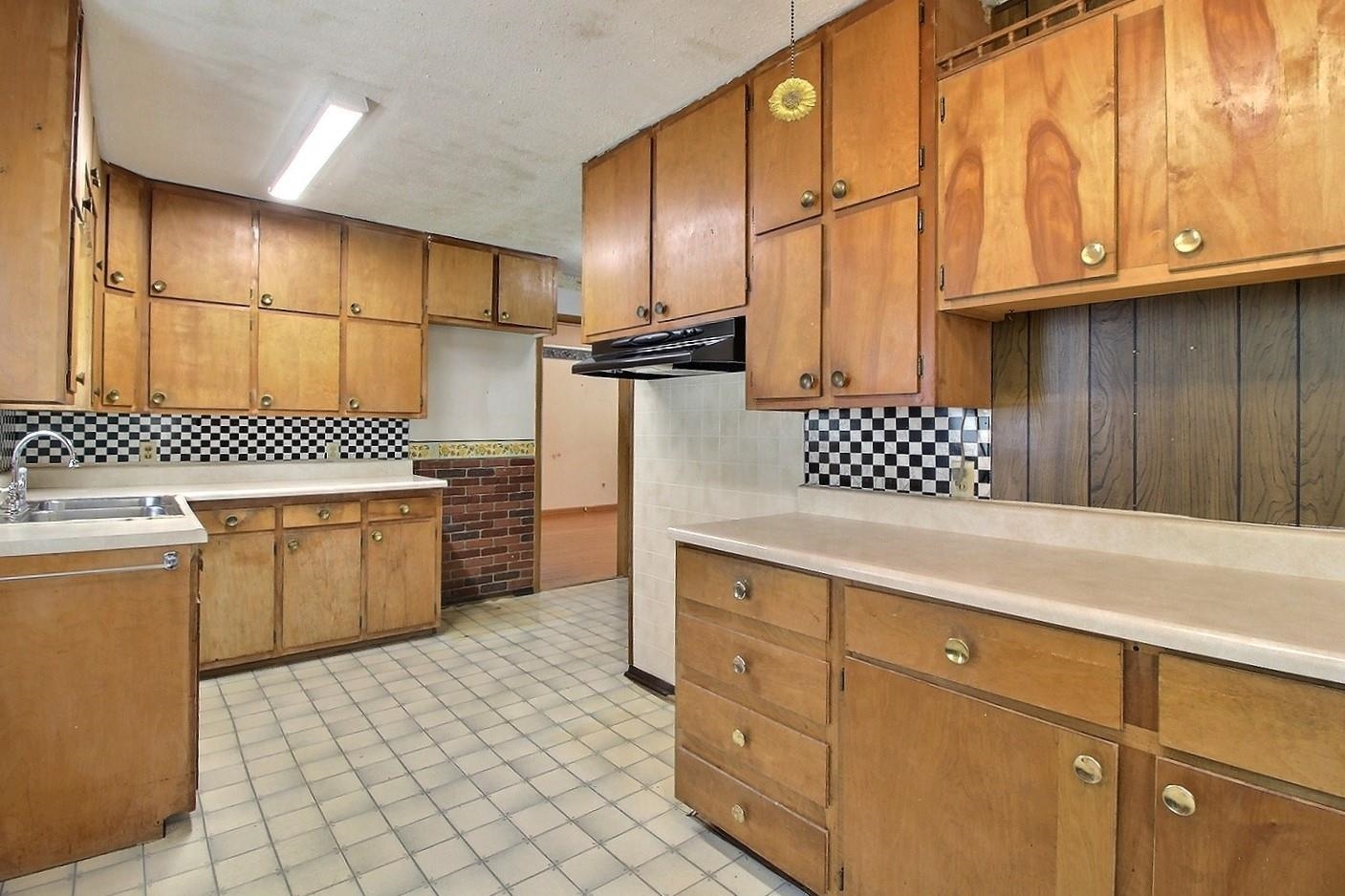 354 S Derby Ave, Derby, Kansas image 10