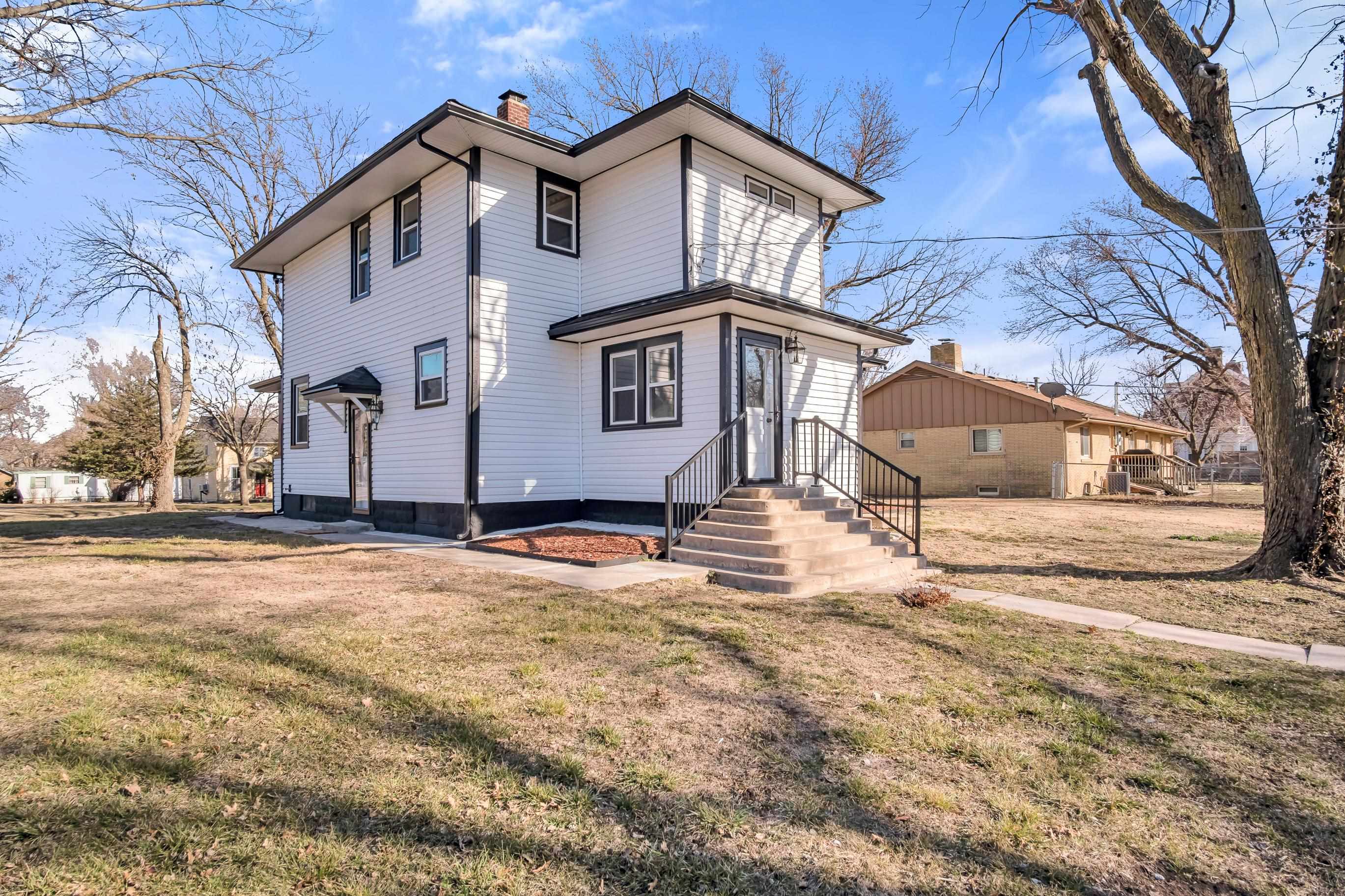 511 N Sycamore St, Peabody, Kansas image 35