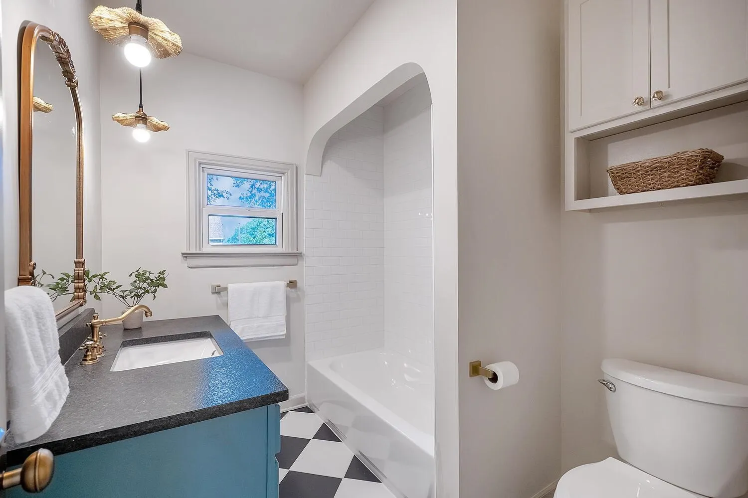 Wichita, Kansas 67218, United States, 2 Bedrooms Bedrooms, ,1 BathroomBathrooms,Residential,Active,179536