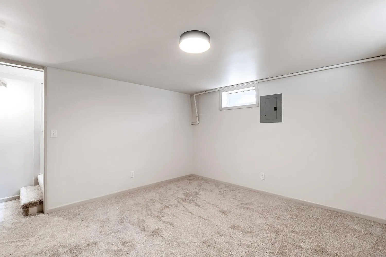 Wichita, Kansas 67218, United States, 2 Bedrooms Bedrooms, ,1 BathroomBathrooms,Residential,Active,179536