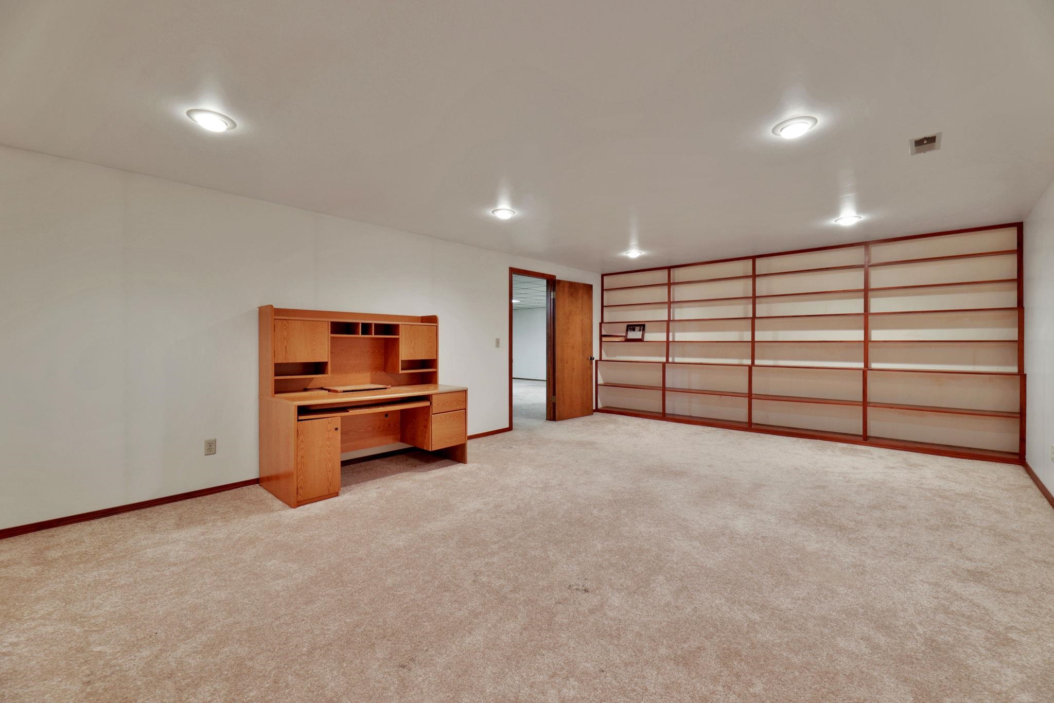 2534 S Yellowstone Cir, Wichita, Kansas image 28