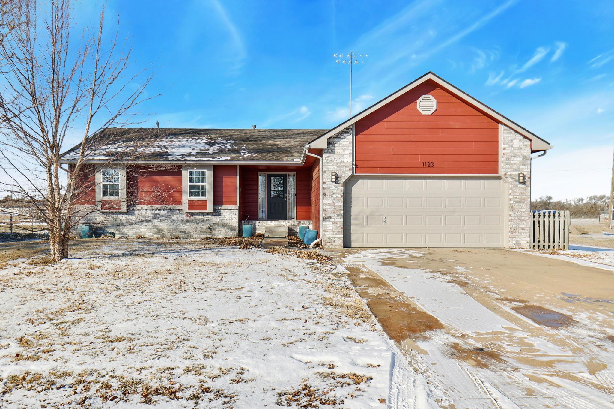 1123 N Burrows St, Belle Plaine, Kansas image 1