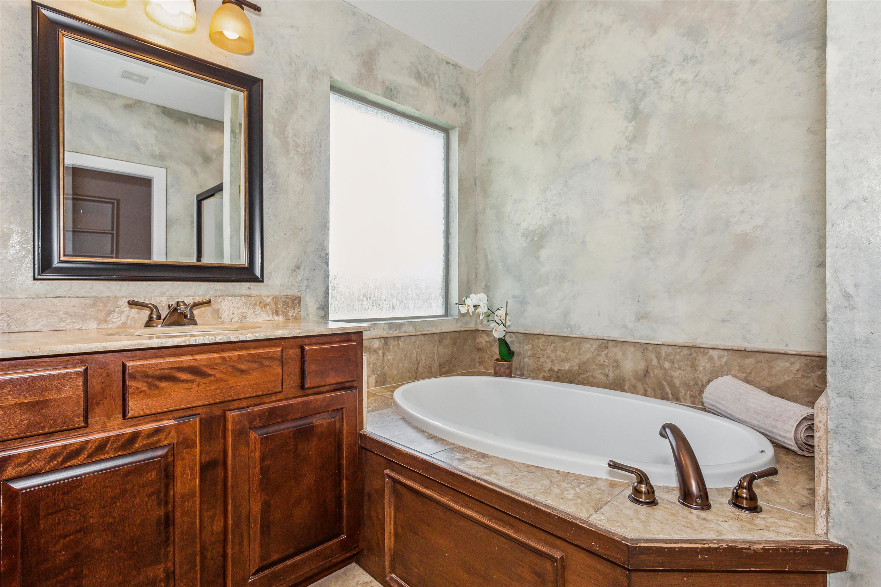 2503 N Flutter Cir, Wichita, Kansas image 13