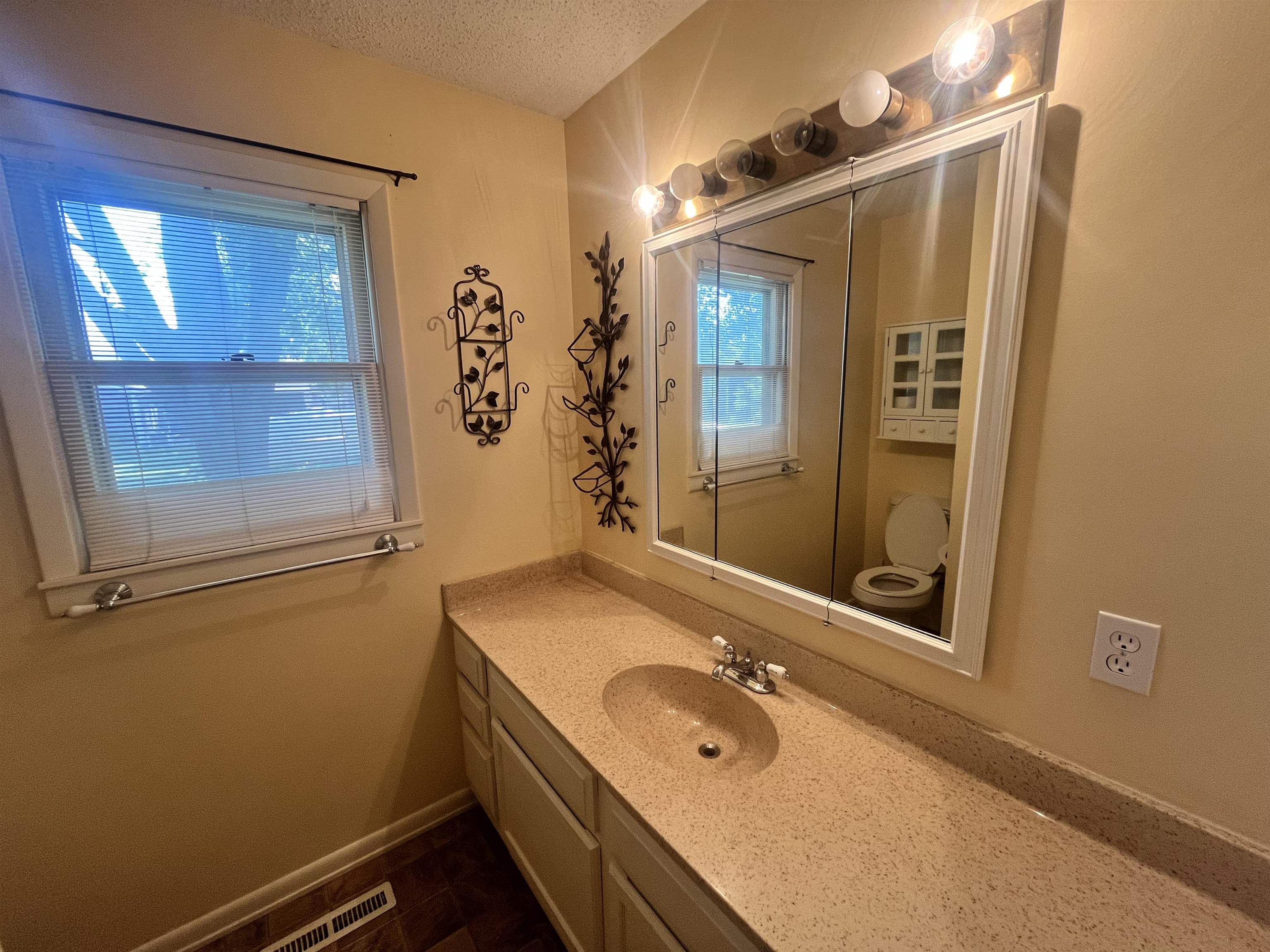 7 Prairie Ln, Marion, Kansas image 12