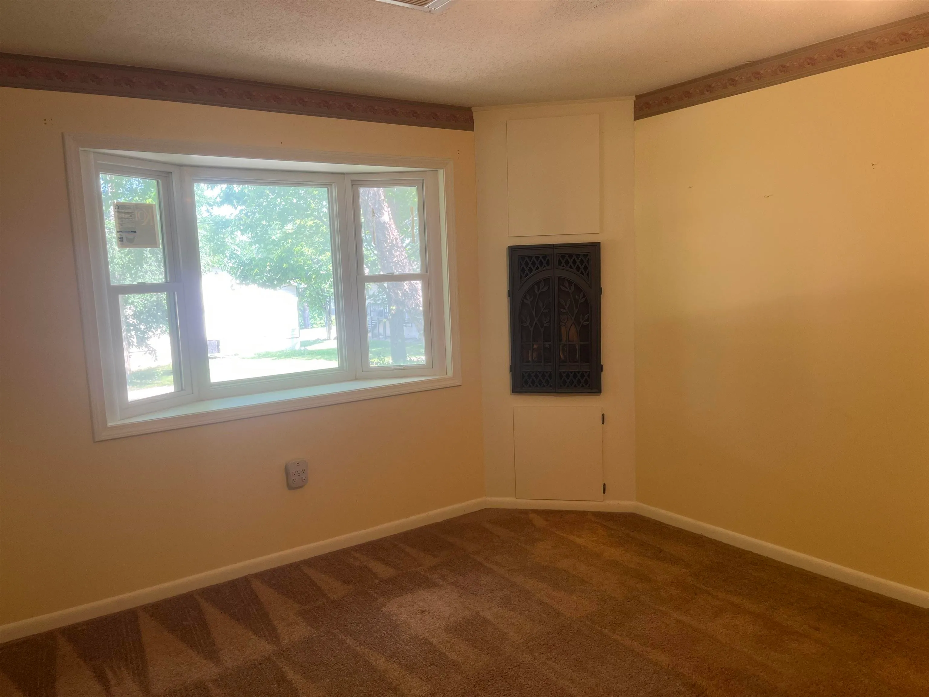 Marion, Kansas 66861, United States, 3 Bedrooms Bedrooms, ,2 BathroomsBathrooms,Residential,Active,144116