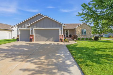 Homes For Sale - 13302 W Lost Creek St<br/> Wichita, KS 67235