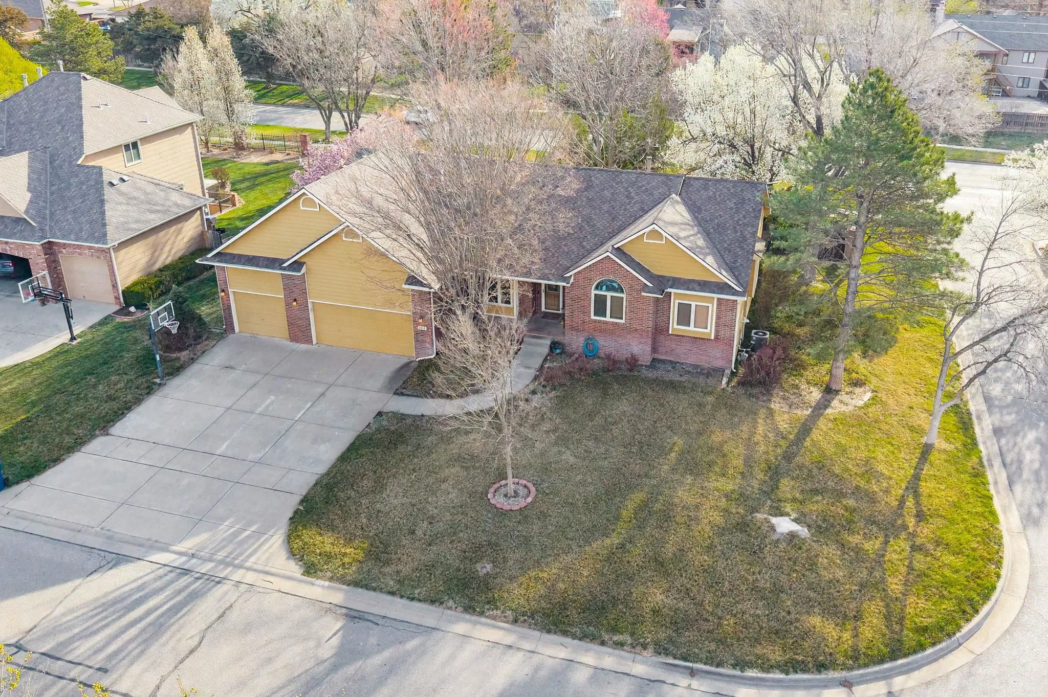 Wichita, Kansas 67235, United States, 4 Bedrooms Bedrooms, ,4 BathroomsBathrooms,Residential,Active,4351