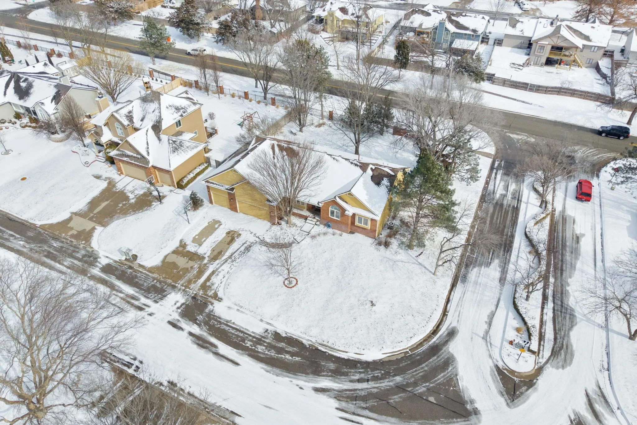 Wichita, Kansas 67235, United States, 4 Bedrooms Bedrooms, ,4 BathroomsBathrooms,Residential,Active,4351