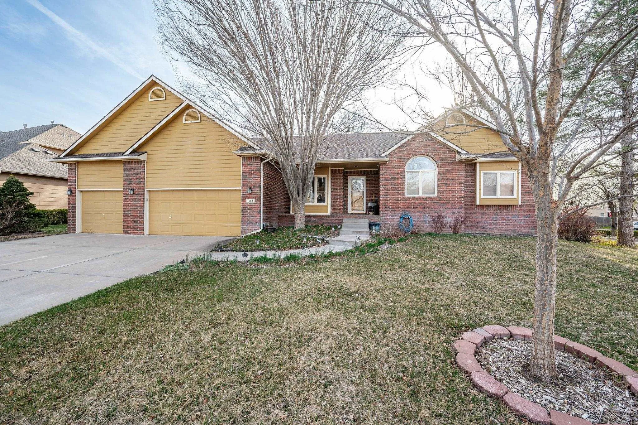 Wichita, Kansas 67235, United States, 4 Bedrooms Bedrooms, ,4 BathroomsBathrooms,Residential,Active,4351