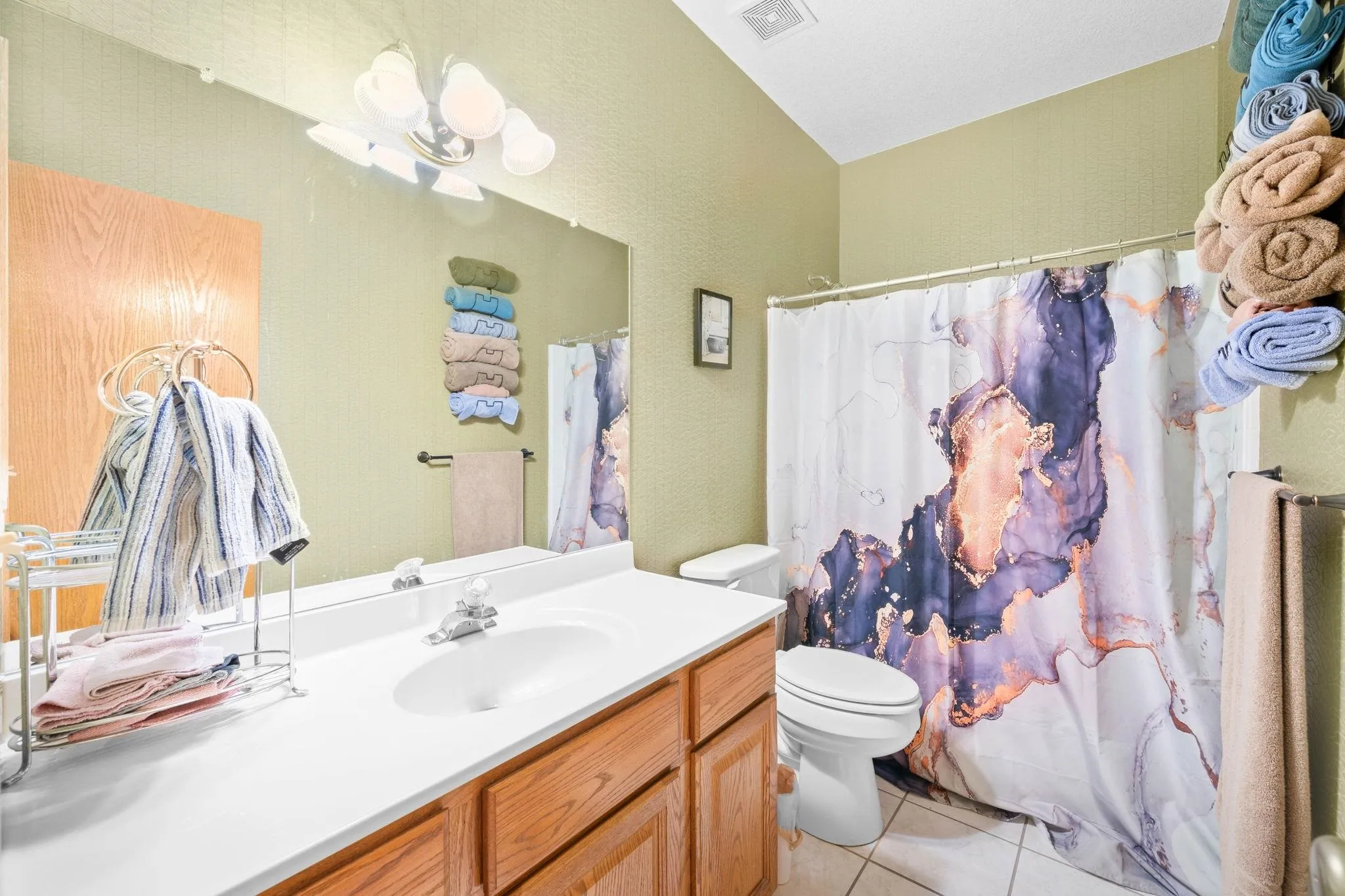 Wichita, Kansas 67235, United States, 4 Bedrooms Bedrooms, ,4 BathroomsBathrooms,Residential,Active,4351