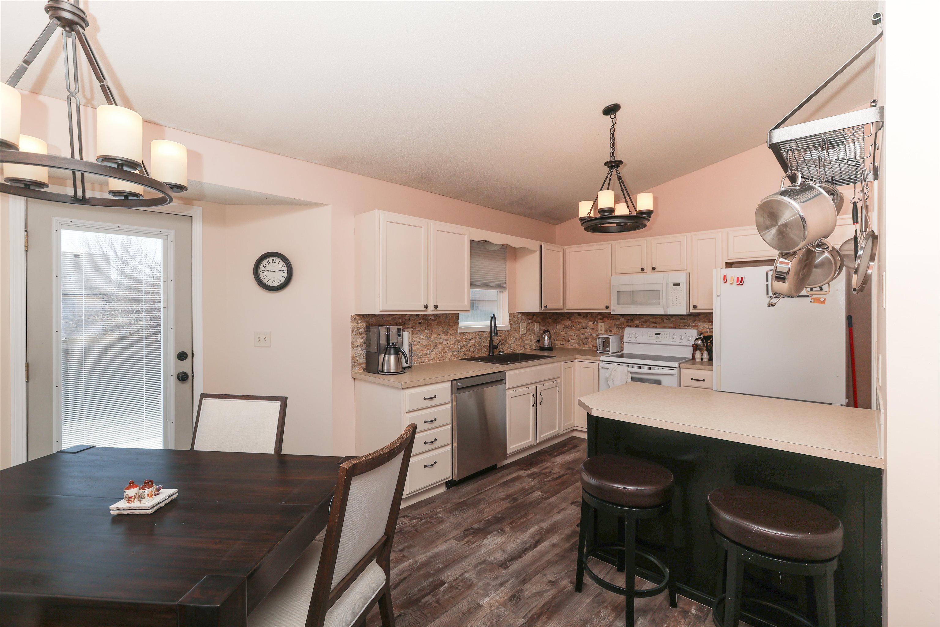 1725 E Winterset Cir, Goddard, Kansas image 11