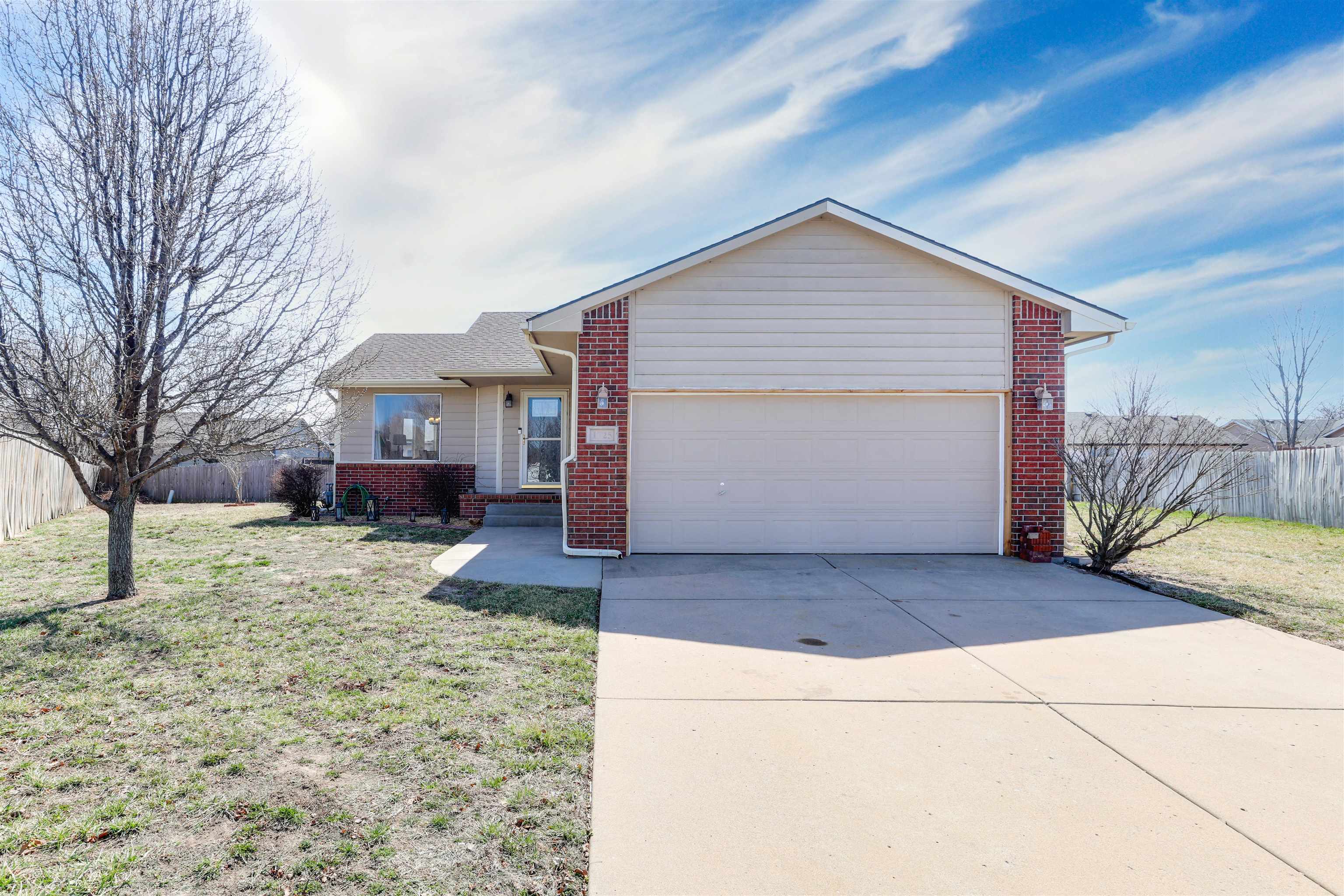 1725 E Winterset Cir, Goddard, Kansas image 2